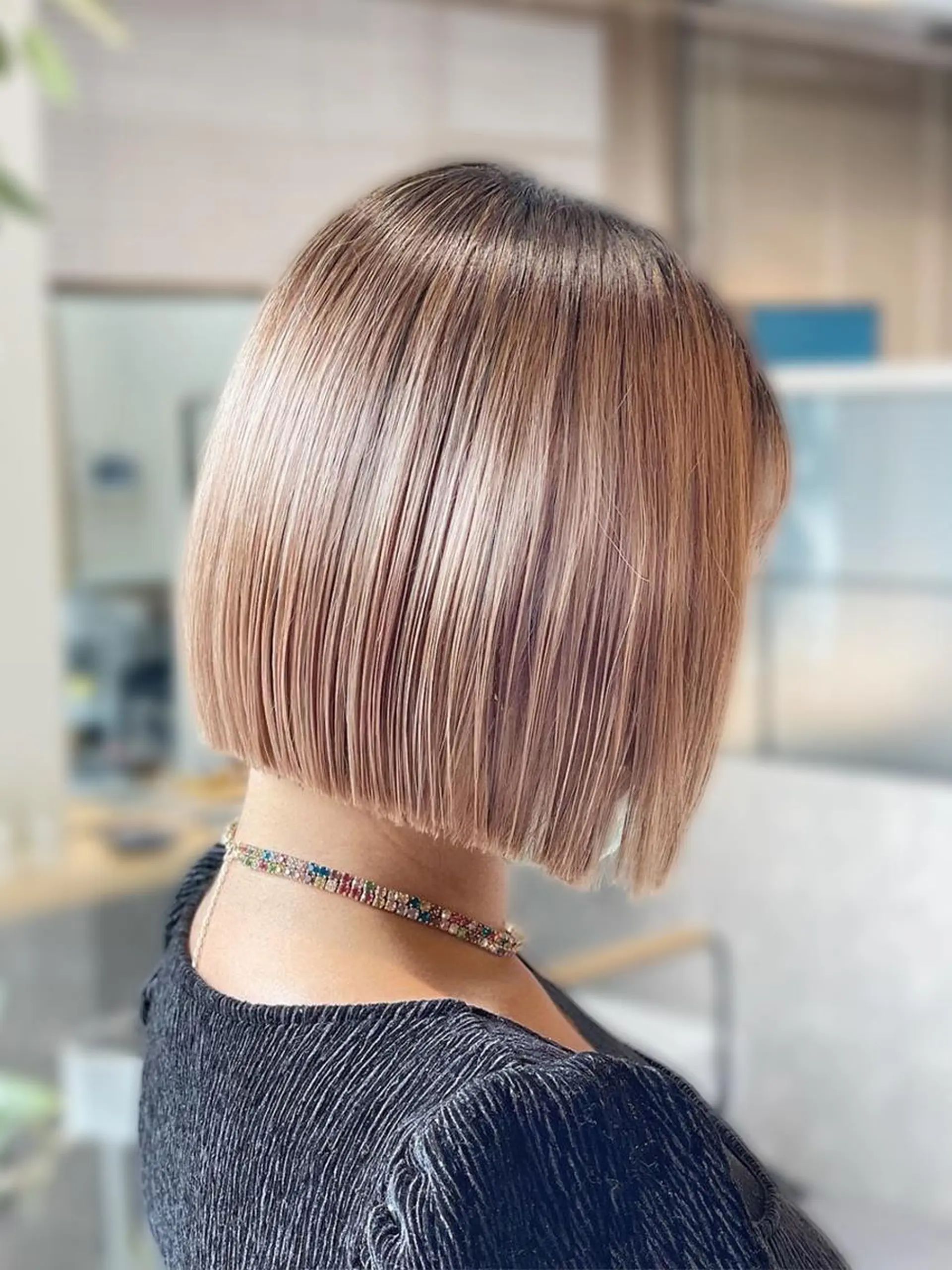カラー Blossomミカ 🦋眉マツパマツエクのヘアスタイル