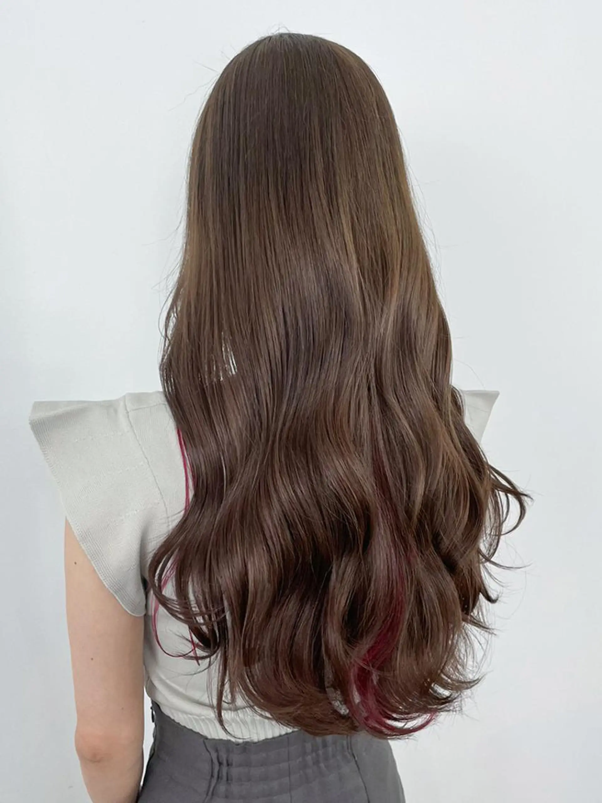 カラー ロング レッドカラー カット ヘアカラー トリートメント ITbyALBUM 中野店のヘアスタイル