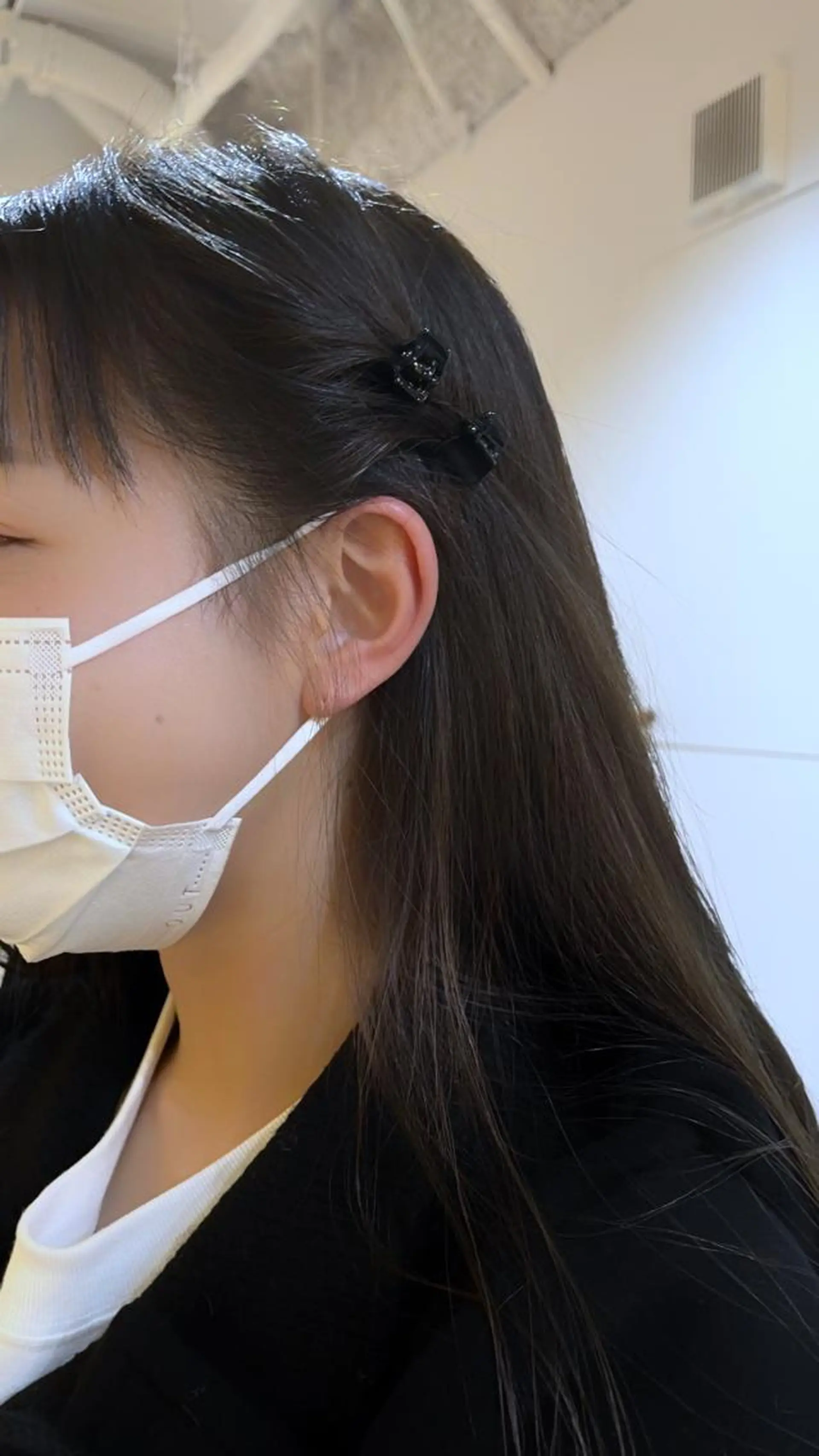 ミディアム KOCHAB 中村穂風のヘアスタイル