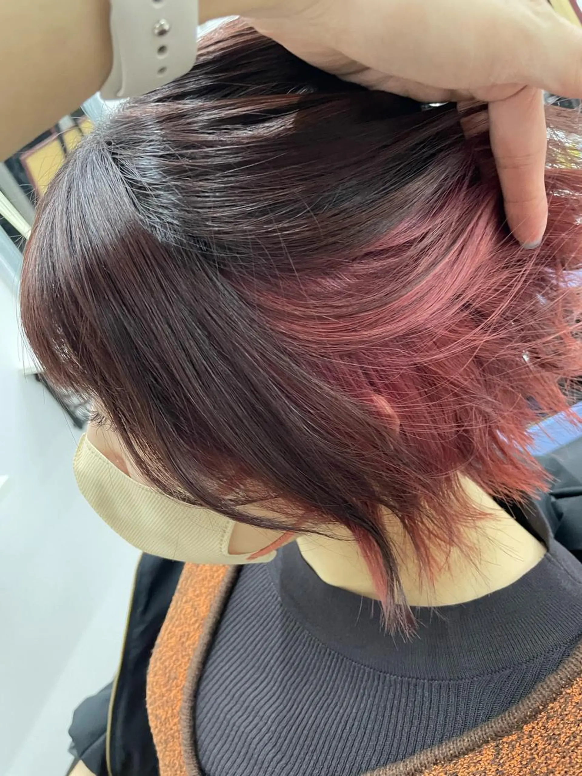 カラー インナーカラー ピンクカラー オノ アカネのヘアスタイル