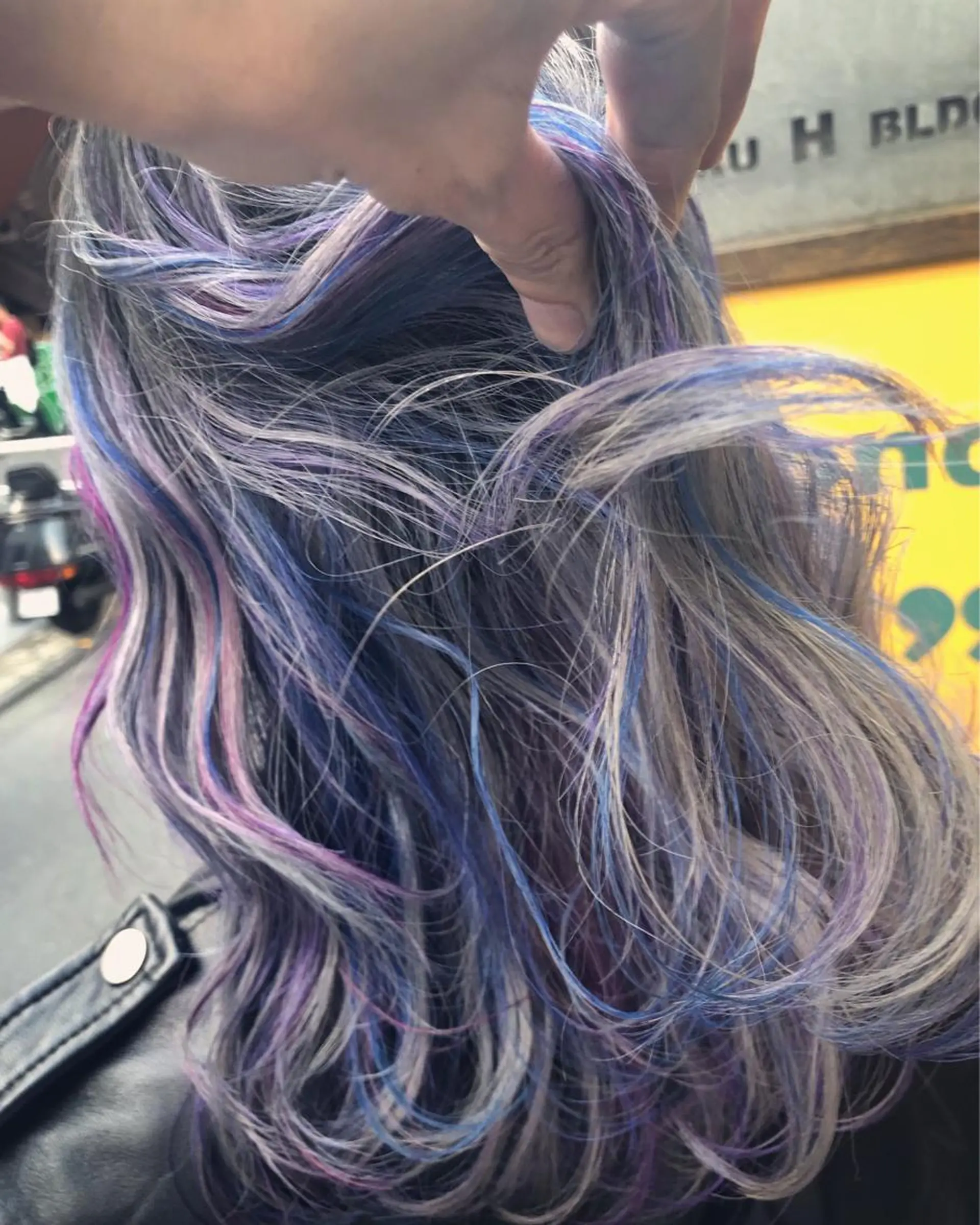 ロング カラー ハイトーンカラー ユニコーンカラー カット ヘアカラー トリートメント 原宿サロン代表 デザインカラー伊藤卓のヘアスタイル