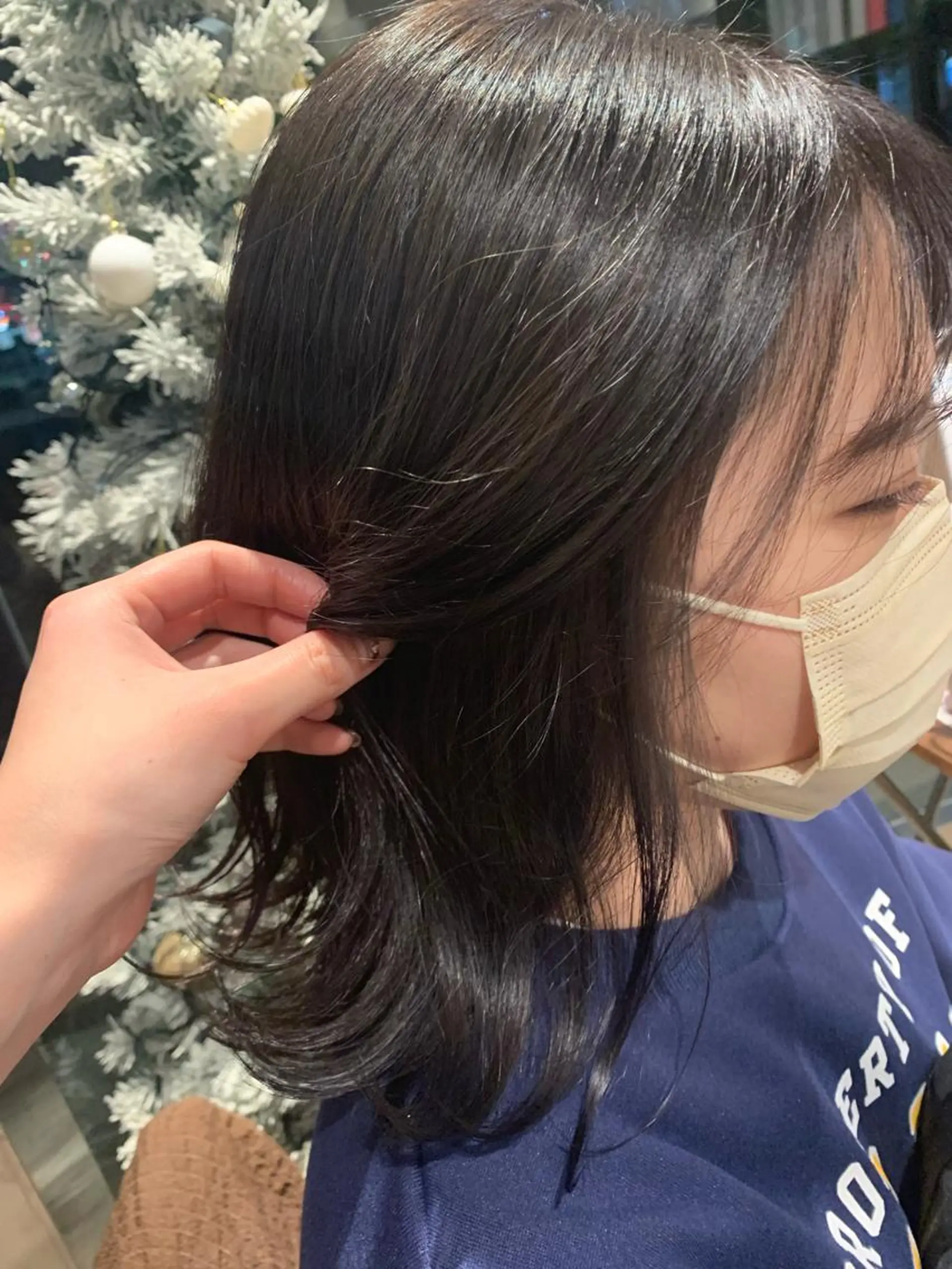 カラー グレージュ Rina🪄 韓国風レイヤーcutのヘアスタイル