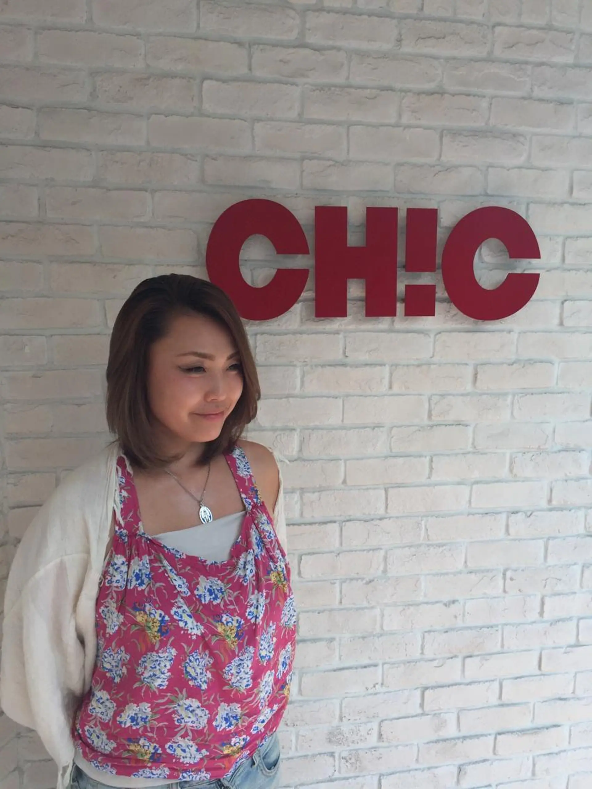 ミディアム 吉岡 三四朗のヘアスタイル