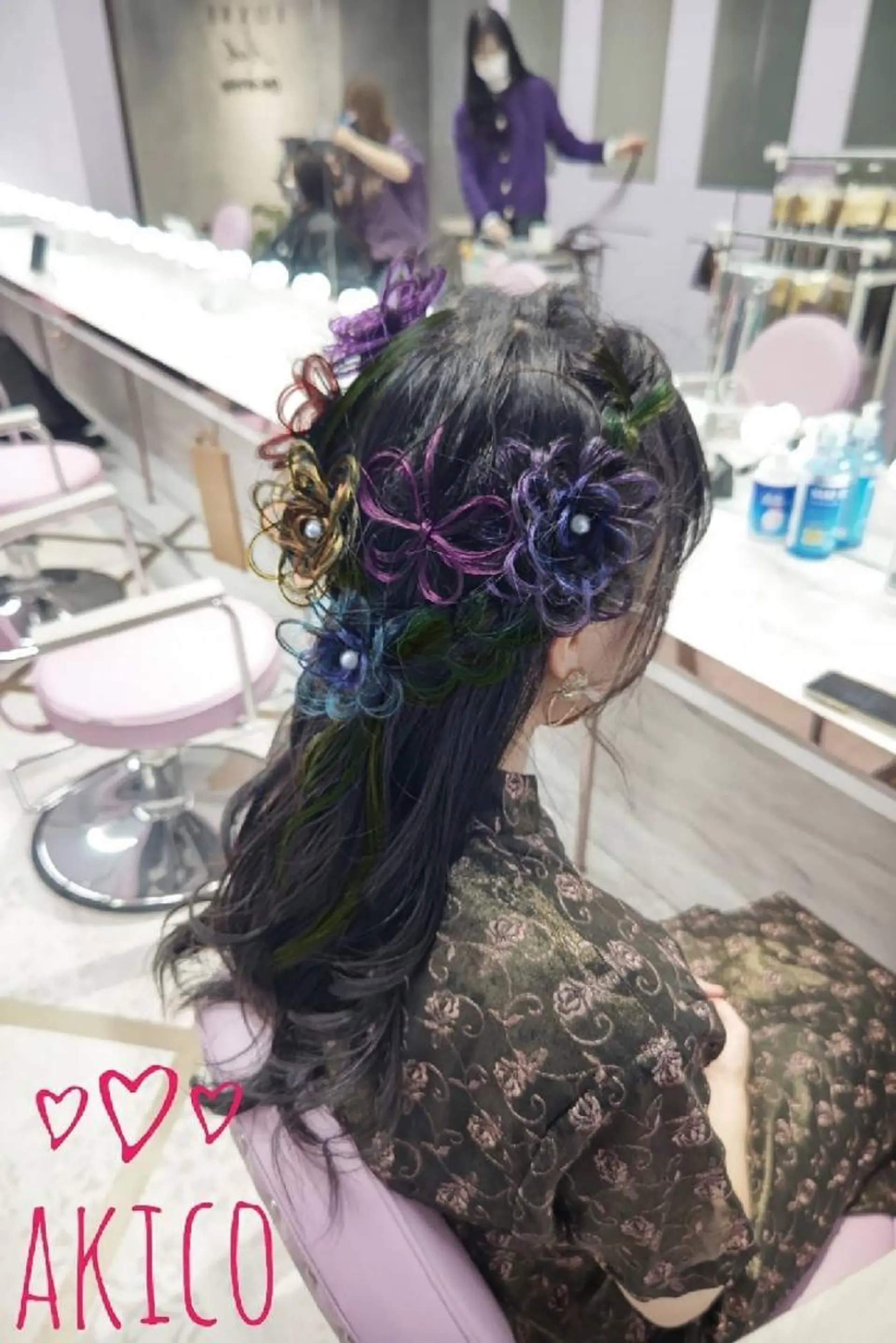ロング カラー ヘアアレンジ 黒髪 エクステ LUXBE GALLERY なんば駅前店所属・ラックスビーギャラリ ー AKICOのヘアスタイル