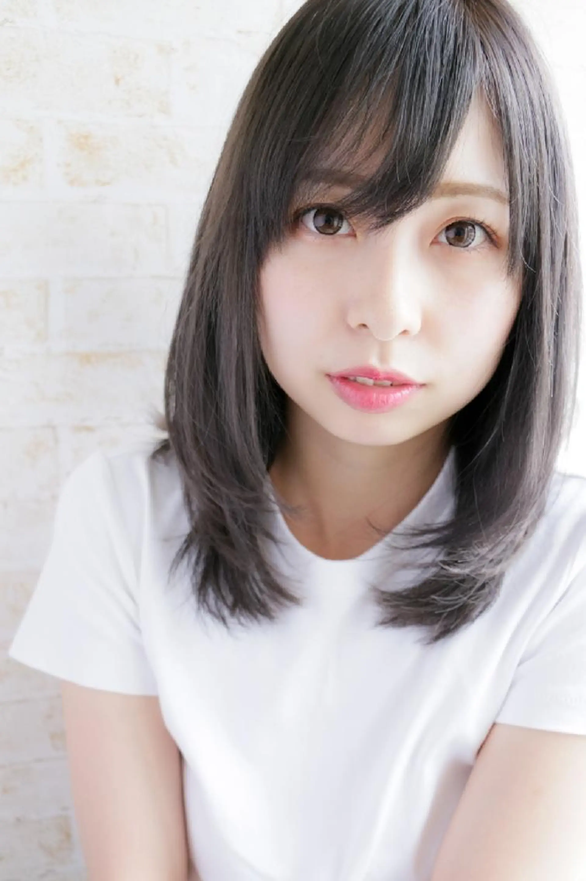 ミディアム カラー パーマ ヘアアレンジ メンズ キッズ マツエク・マツパ ネイル ミディアムネイル ストレートパーマ Siq  FMのヘアスタイル