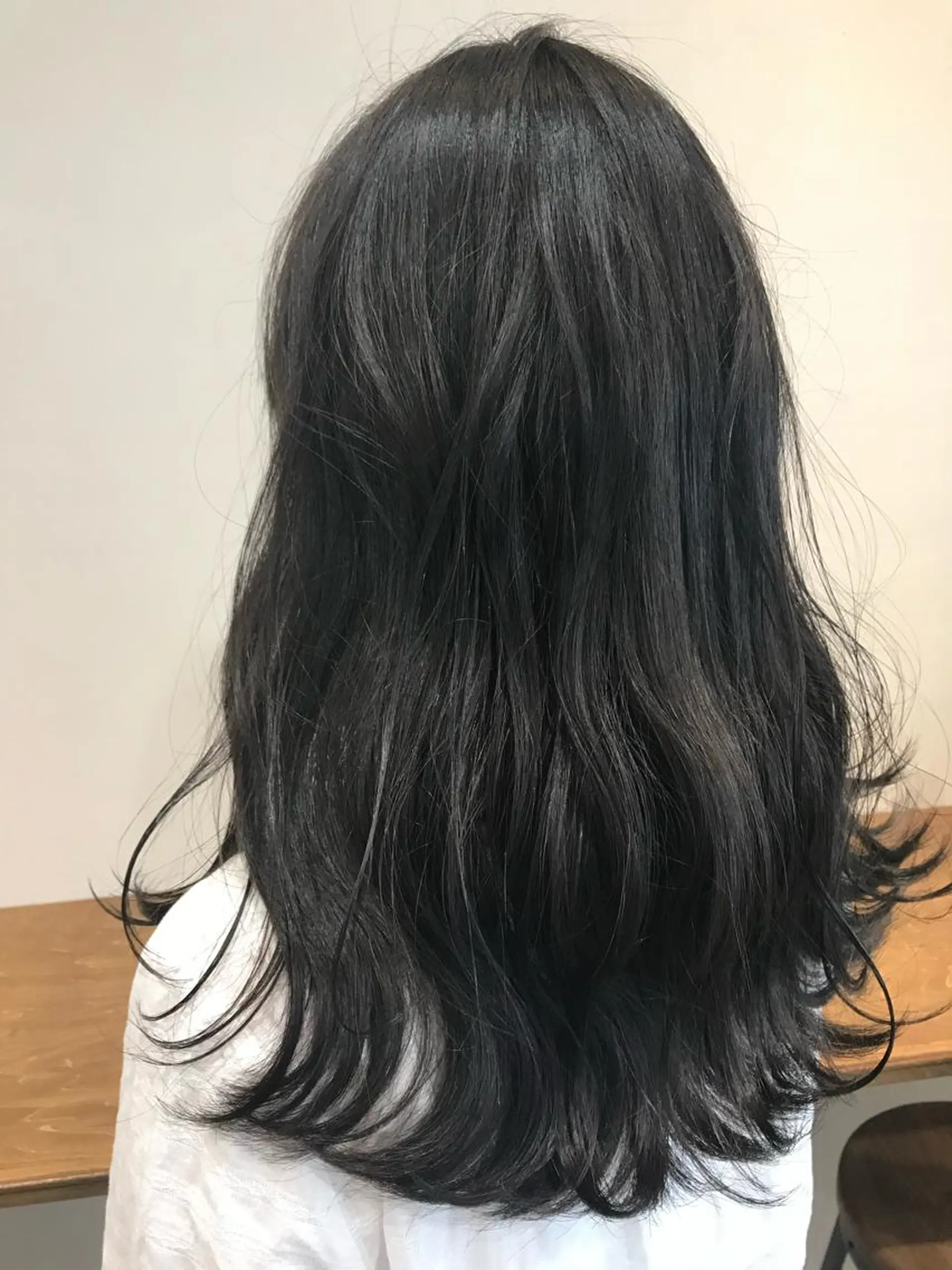 ロング カラー ダークグレー ダークグレージュ グレージュ ヘアカラー トリートメント 山崎 澪 レイヤーカット/大宮のヘアスタイル
