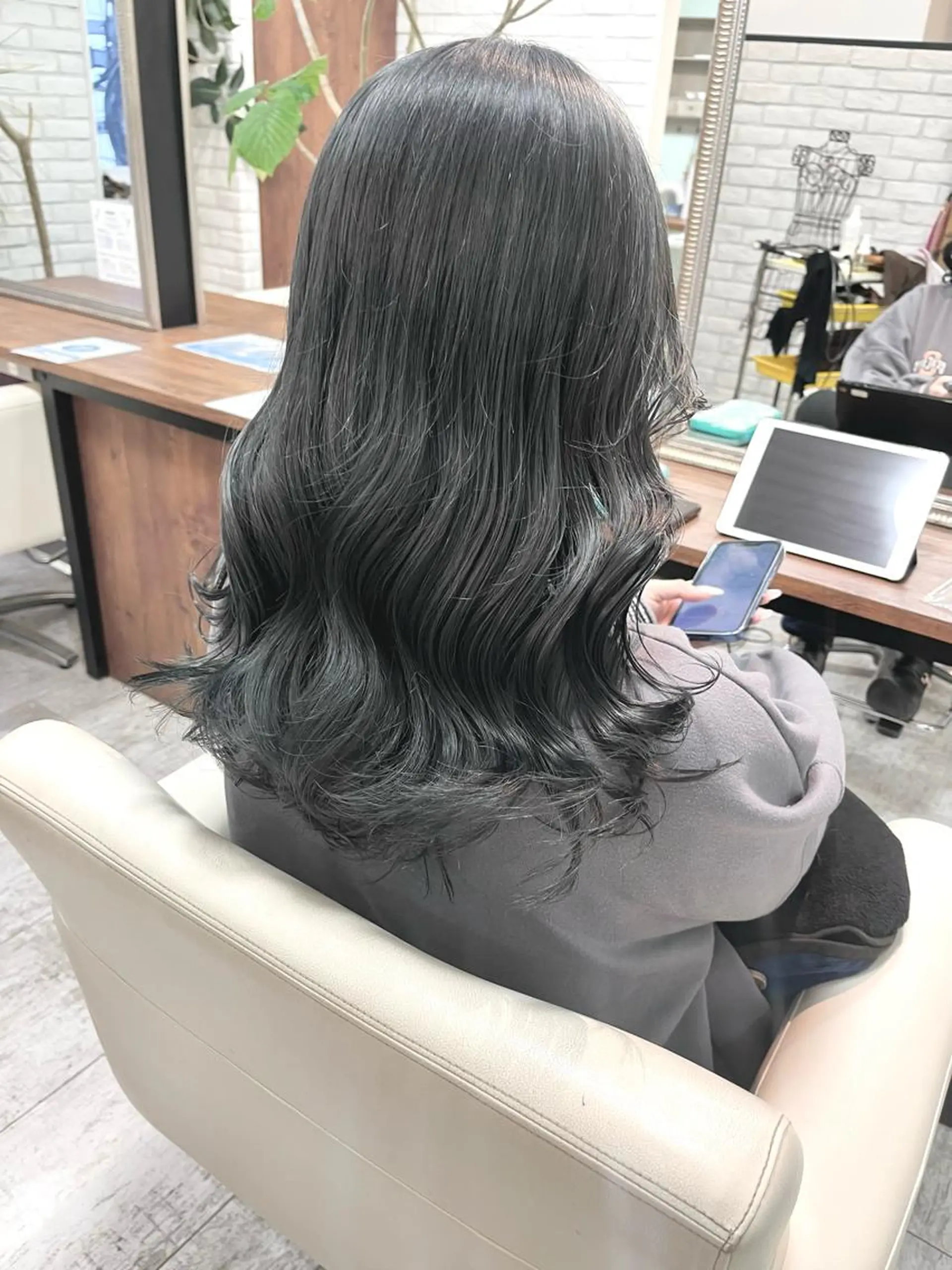 ミディアム カラー ヘアアレンジ 🌿菊池 瑠奈〰️のヘアスタイル