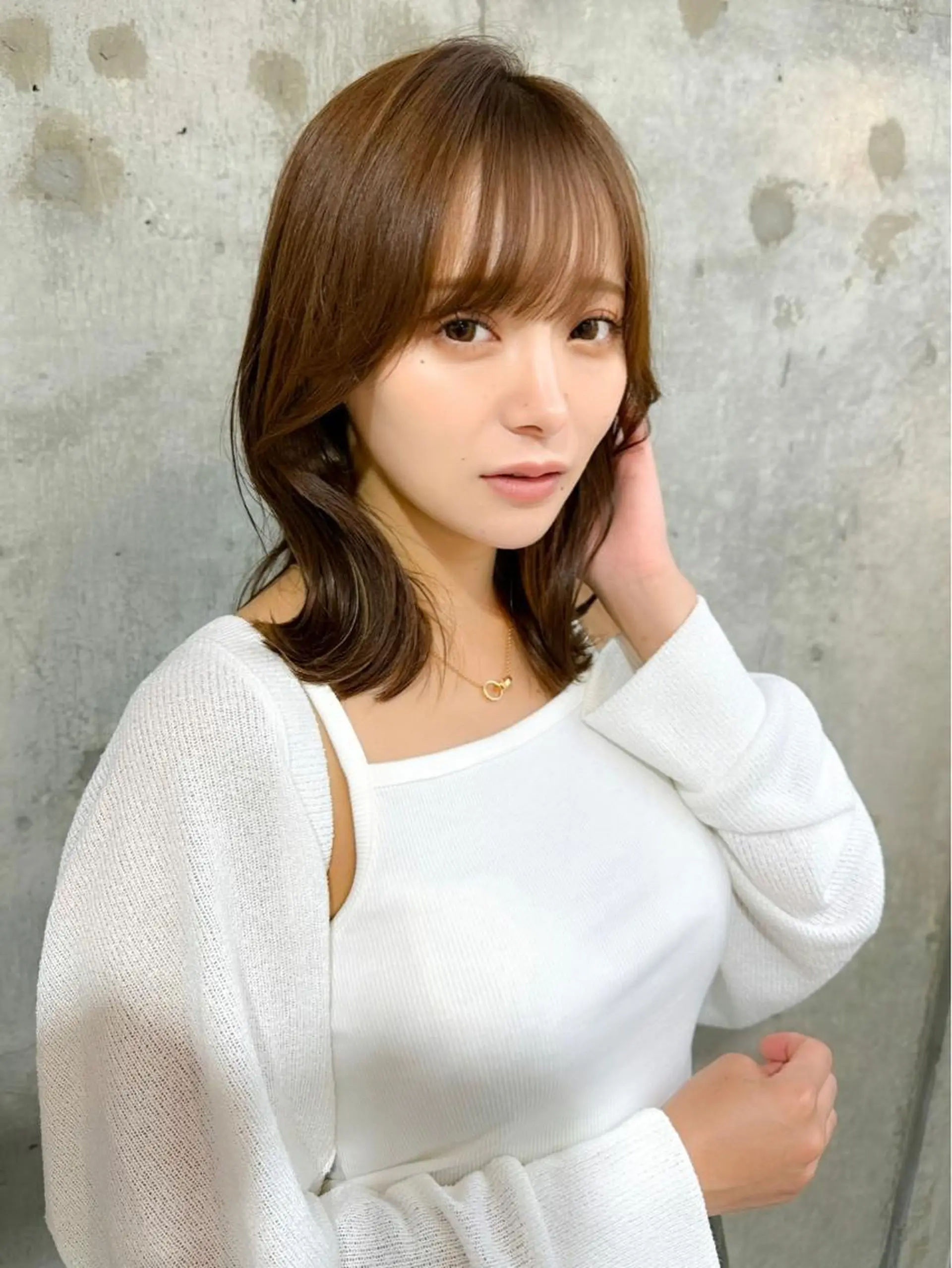 ミディアム カラー カット トリートメント 髪質改善サロン Sea shinjuku 新宿南口【シー シンジュク】所属・髪質改善/韓国ヘア レイヤー/新宿/ロミのヘアスタイル