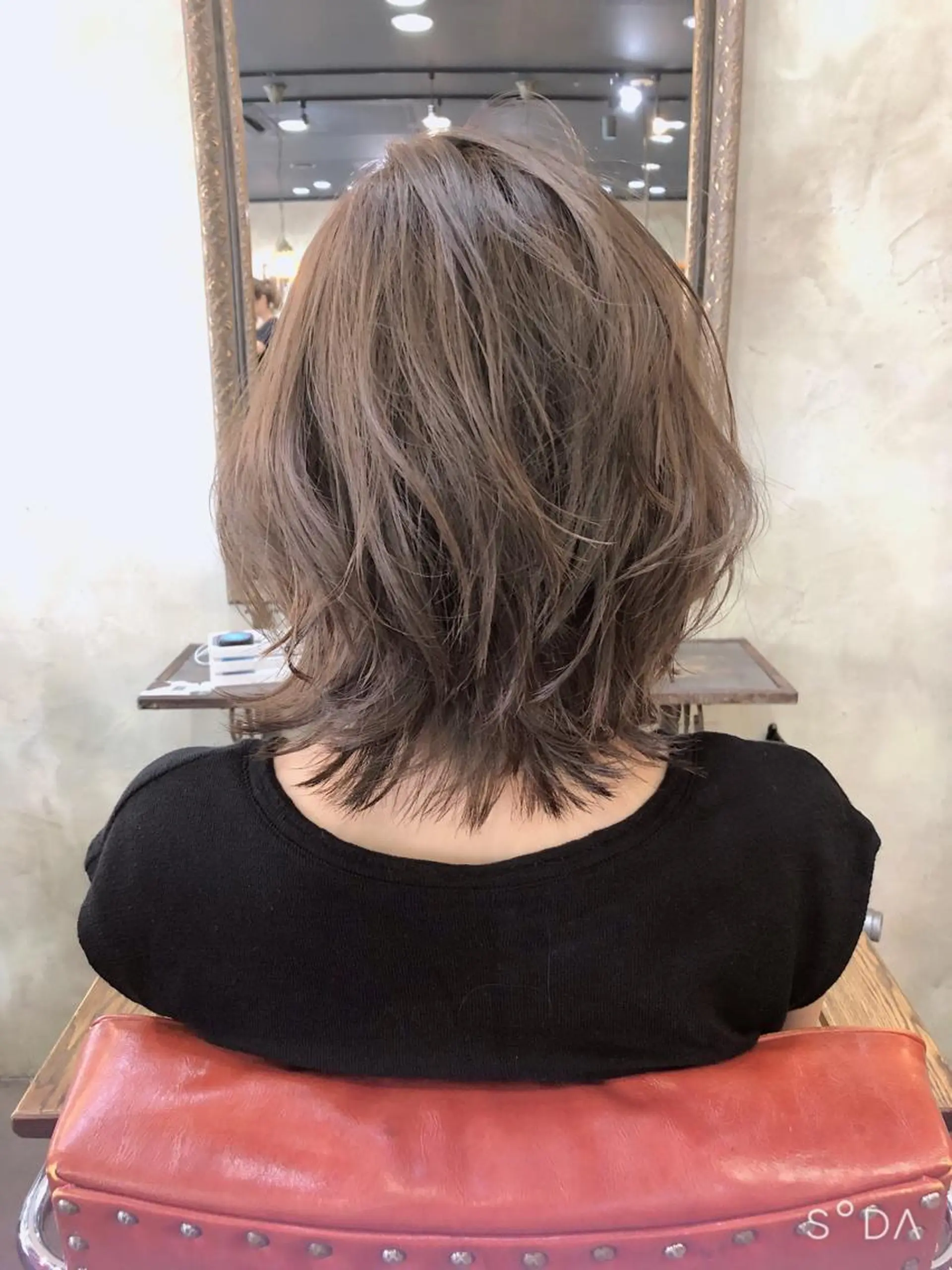 ミディアム カット ヘアカラー 髪質改善✨ハツメイ オグ✂️のヘアスタイル