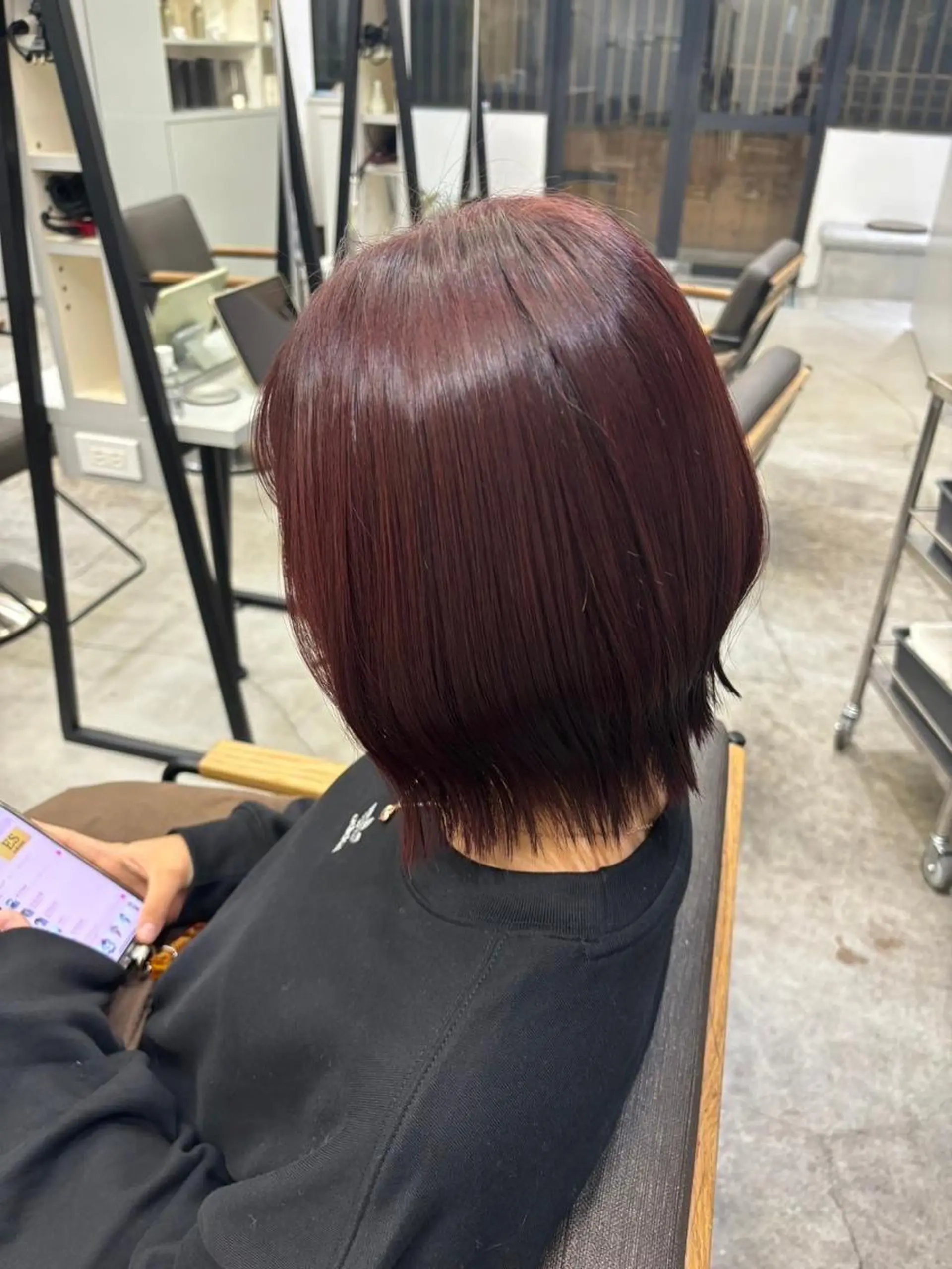 ショート ハイトーンカラー が絶対可愛い✨泰聖✨のヘアスタイル