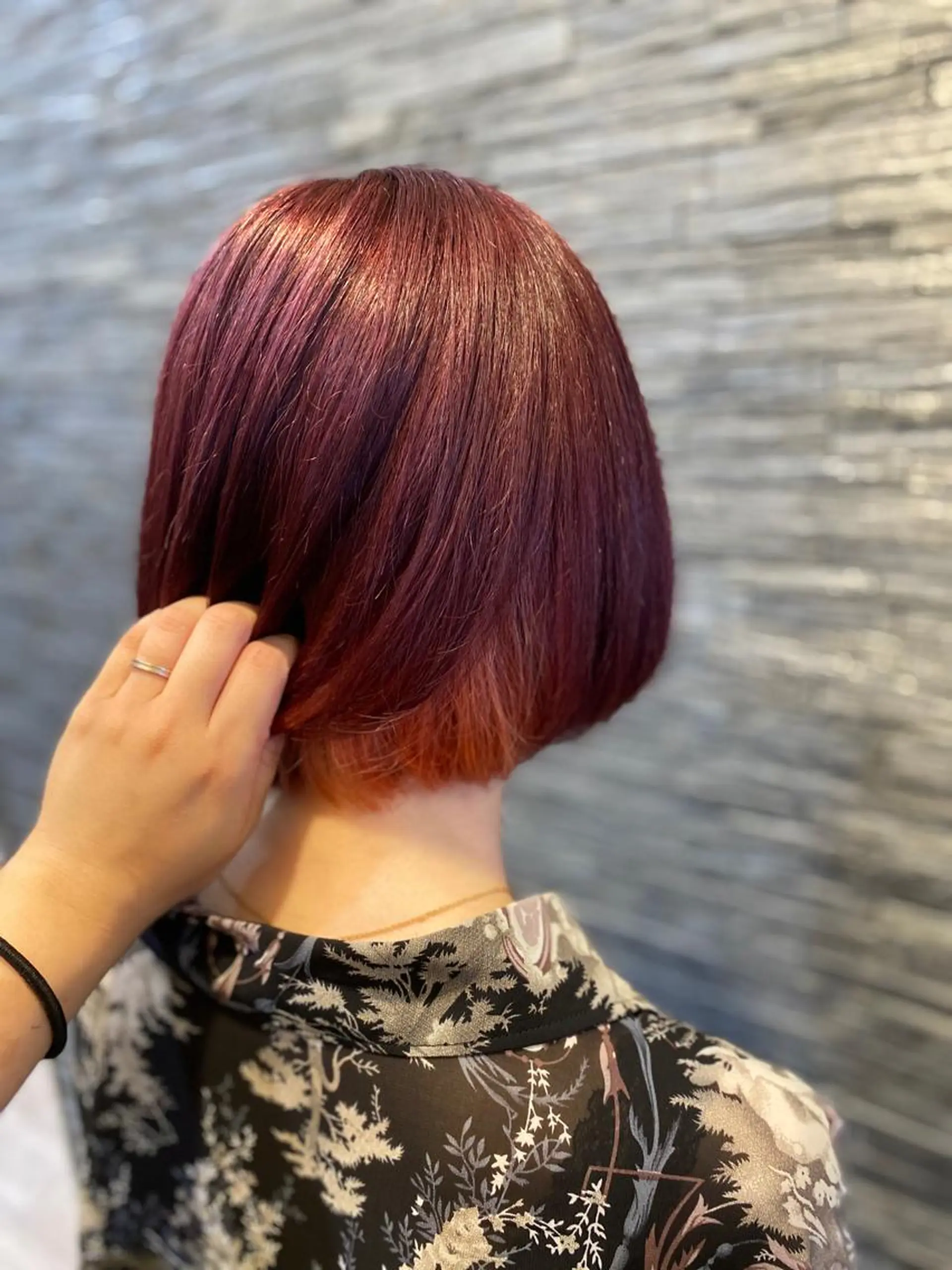 カラー 加藤 実穂のヘアスタイル