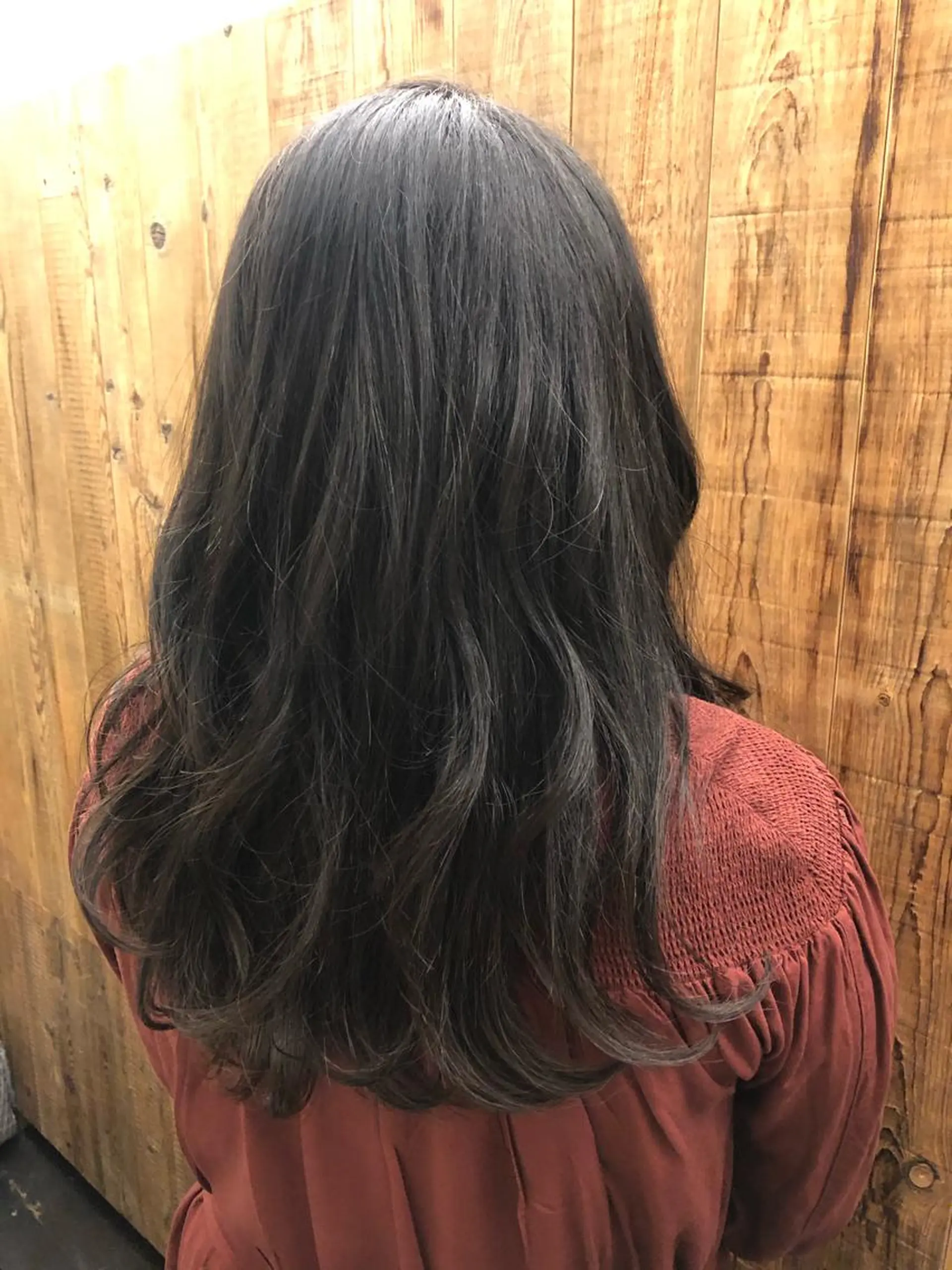 ロング カラー アッシュ 黒髪 ブルーカラー ブルージュ 透明感カラー ✂︎岡根 京花✂︎のヘアスタイル