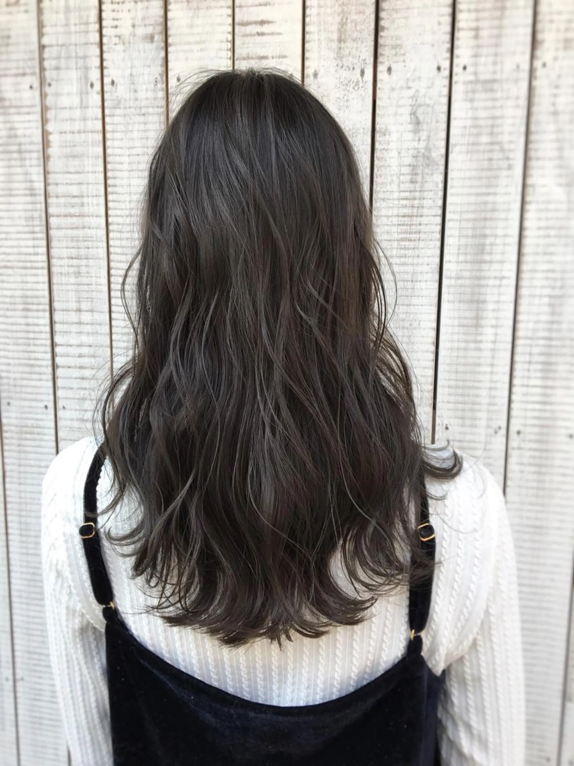 ロング カラー ブリーチ 透明感カラー グレージュ ブリーチなしカラー カット ヘアカラー トリートメント ケアブリーチ 坪井佑樹のヘアスタイル