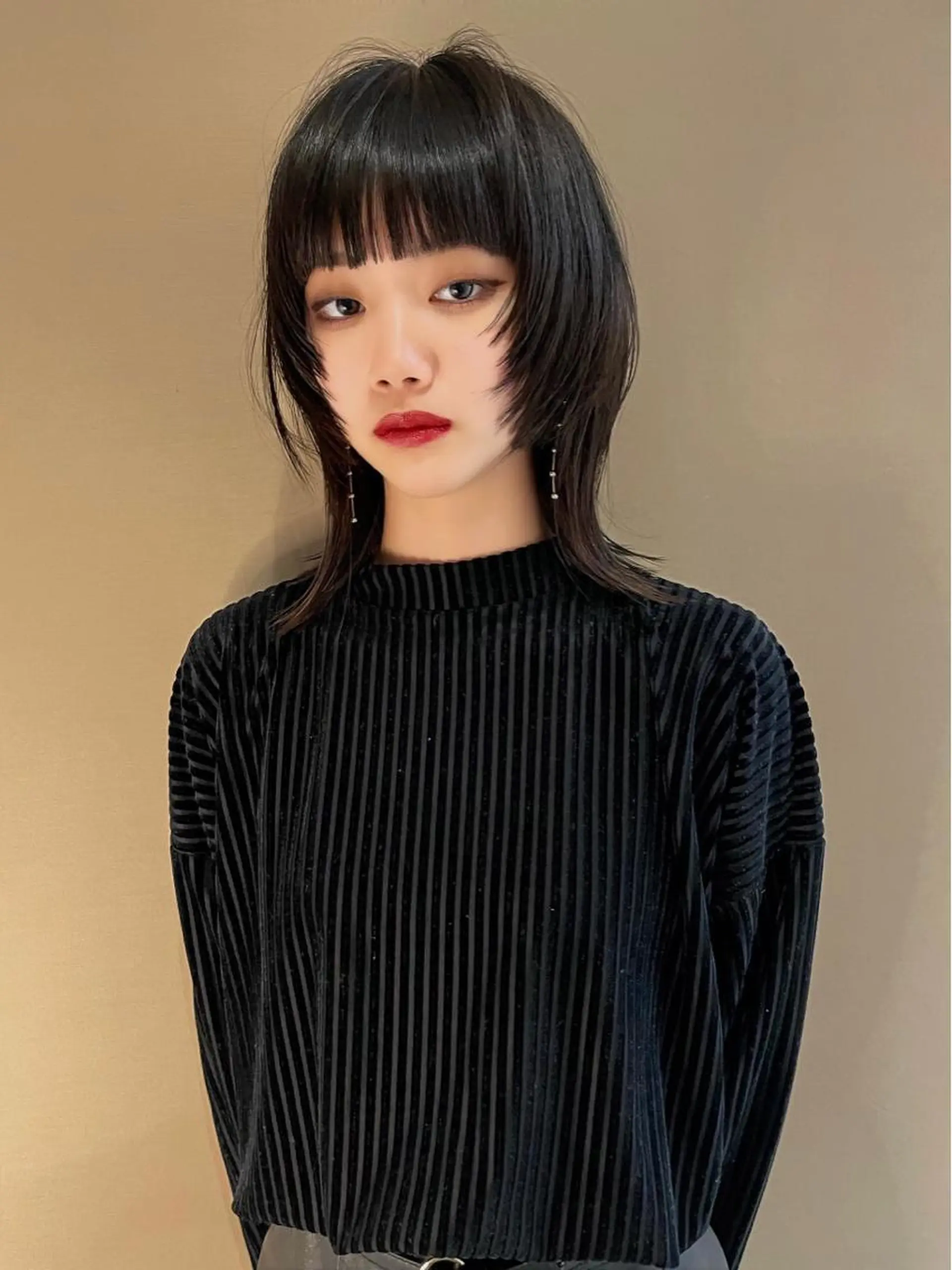 ショート 顔周りカット レイヤーカット 似合わせカット ウルフカット ウルフレイヤー カット トリートメント SALOWIN所属・ブリーチ✨ ボブ✨レイヤーのヘアスタイル