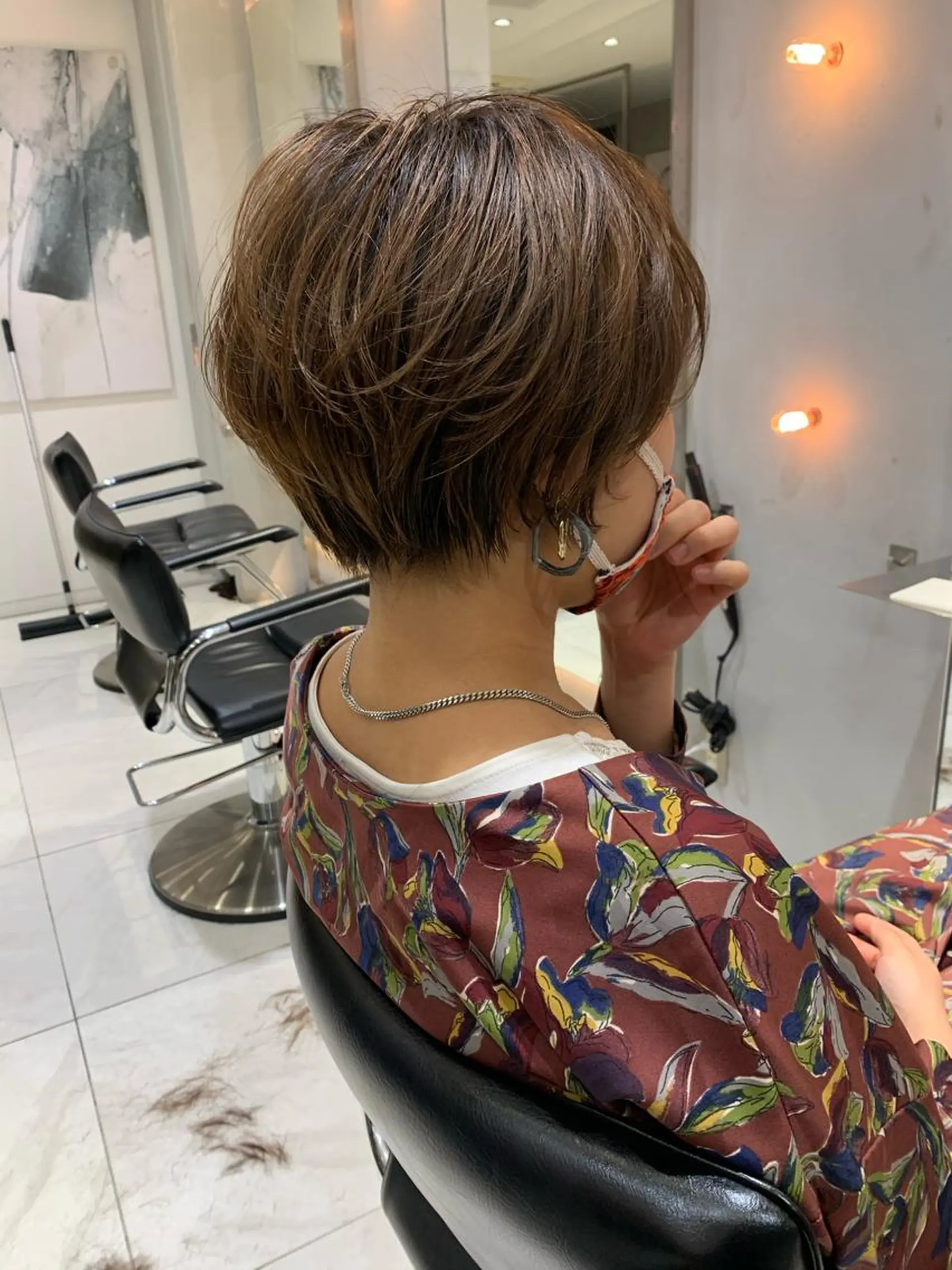 ショート カット ヘアカラー トリートメント 柔らか透け感カラー 🌿ムロヤリョウスケのヘアスタイル