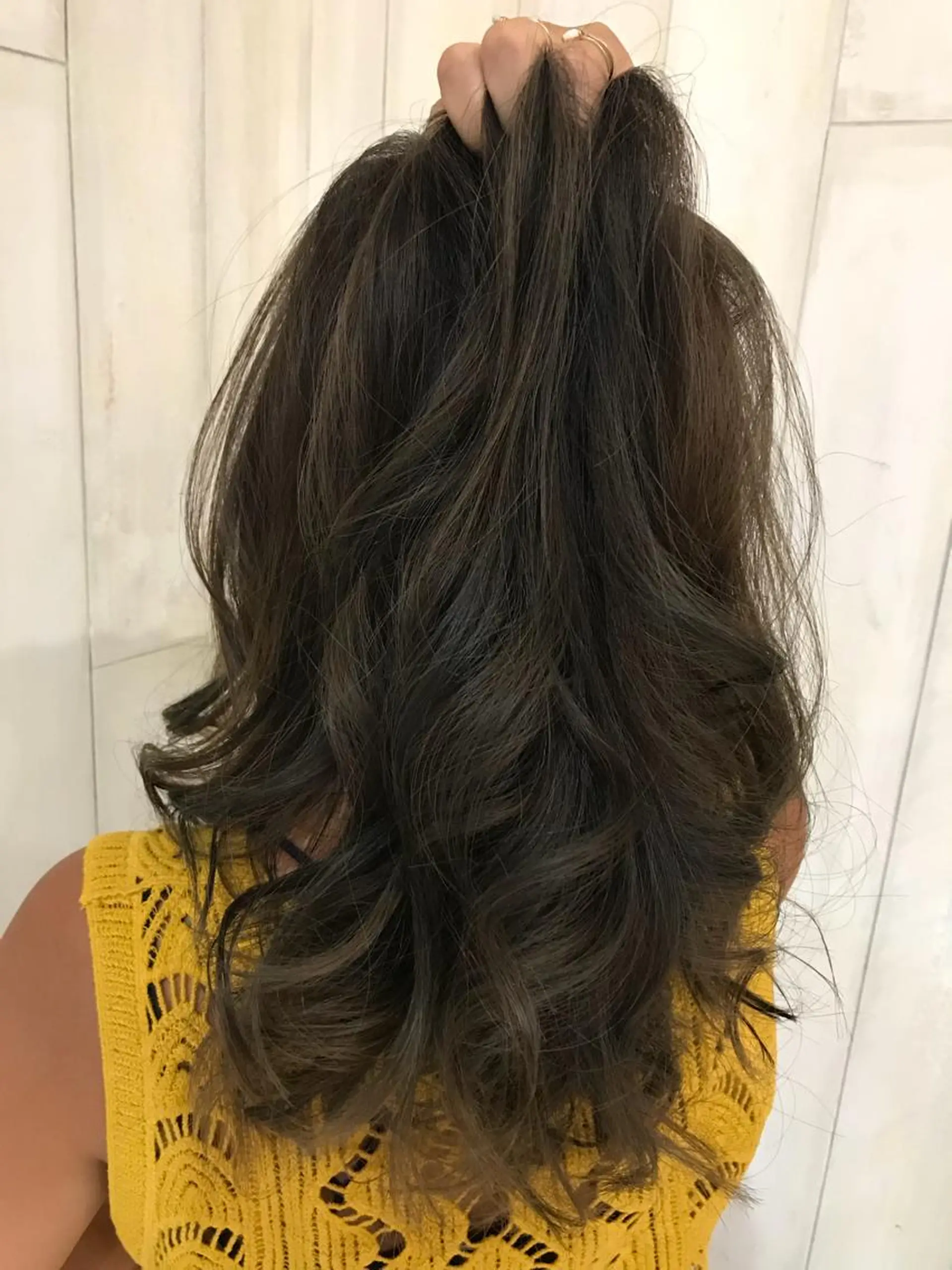 セミロング ヘアカラー トリートメント shi hoのヘアスタイル