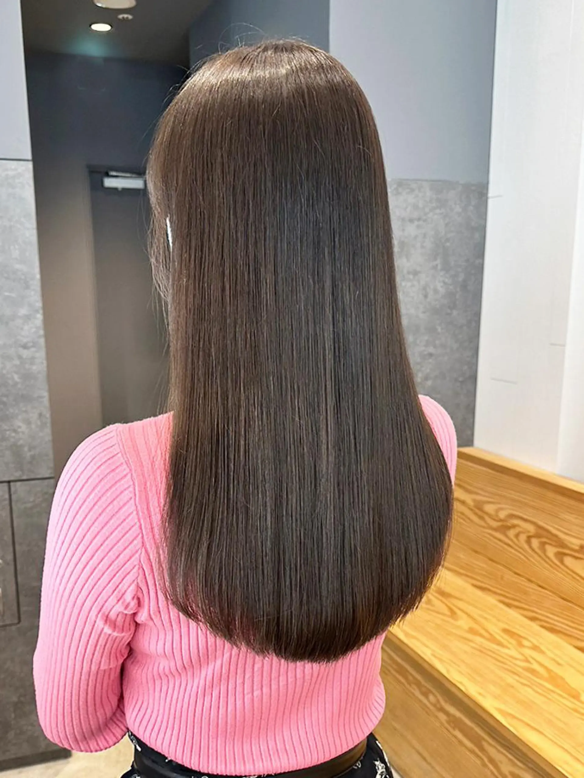 セミロング カラー パーマ ヘアアレンジ ベージュカラー カット ヘアカラー トリートメント ITbyALBUM 八王子店のヘアスタイル