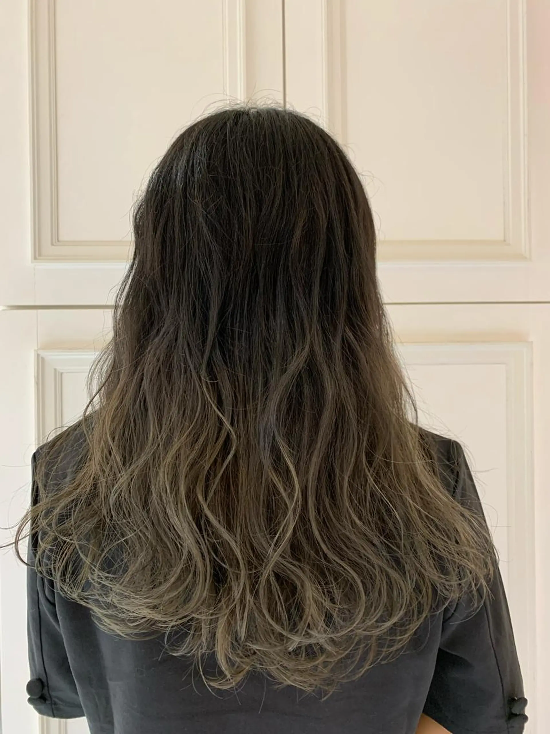 カラー 田中 未澪のヘアスタイル