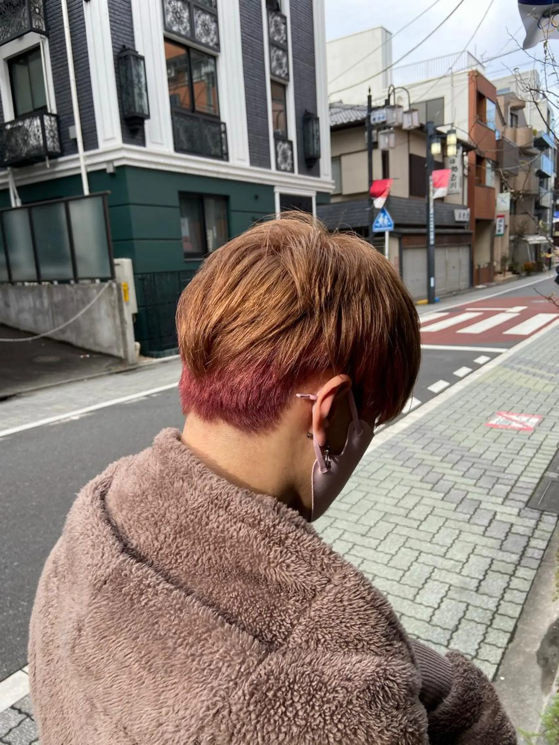 ショート カラー メンズ メンズブリーチ ブリーチ ピンクカラー sola方南町所属・原一真/ 外国人ショートヘアのヘアスタイル