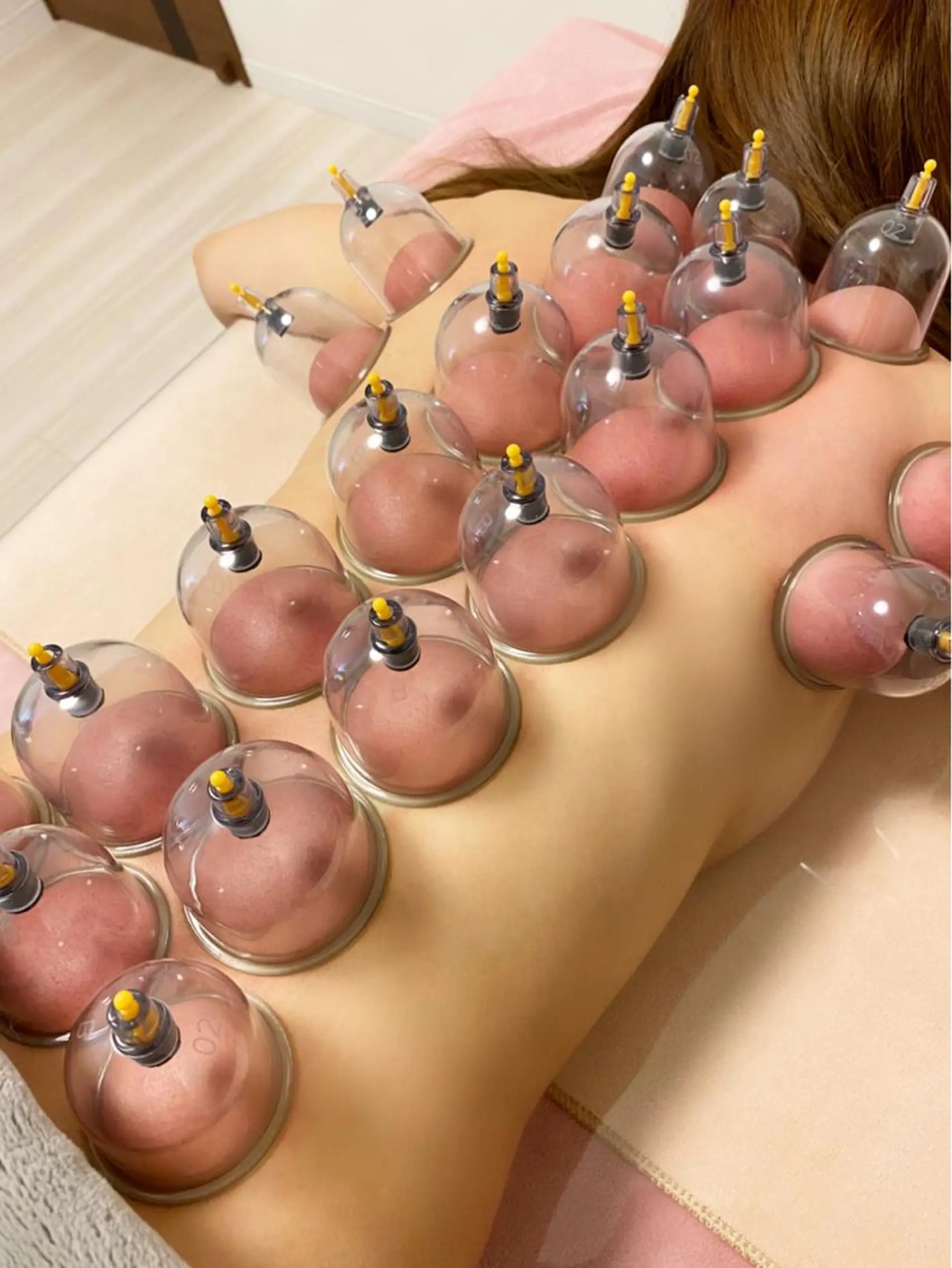 エステ La Colzaのネイルデザイン