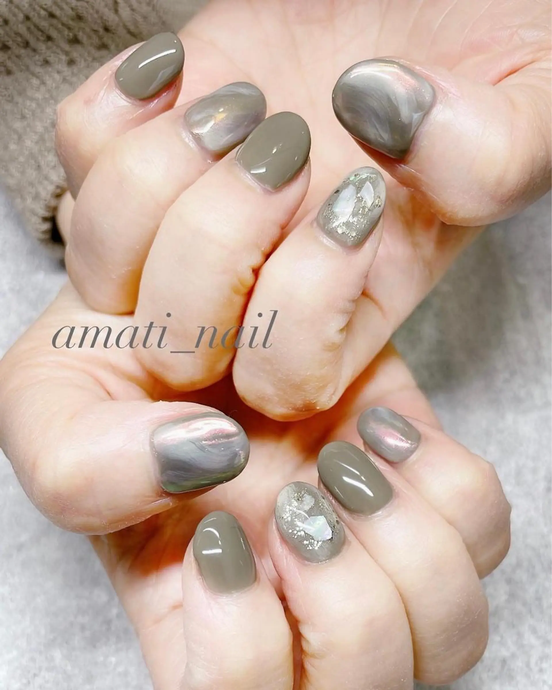 ネイル ミラーネイル ニュアンスネイル ワンカラーネイル 春ネイル ハンドネイル amati_nail TAKAKOのネイルデザイン