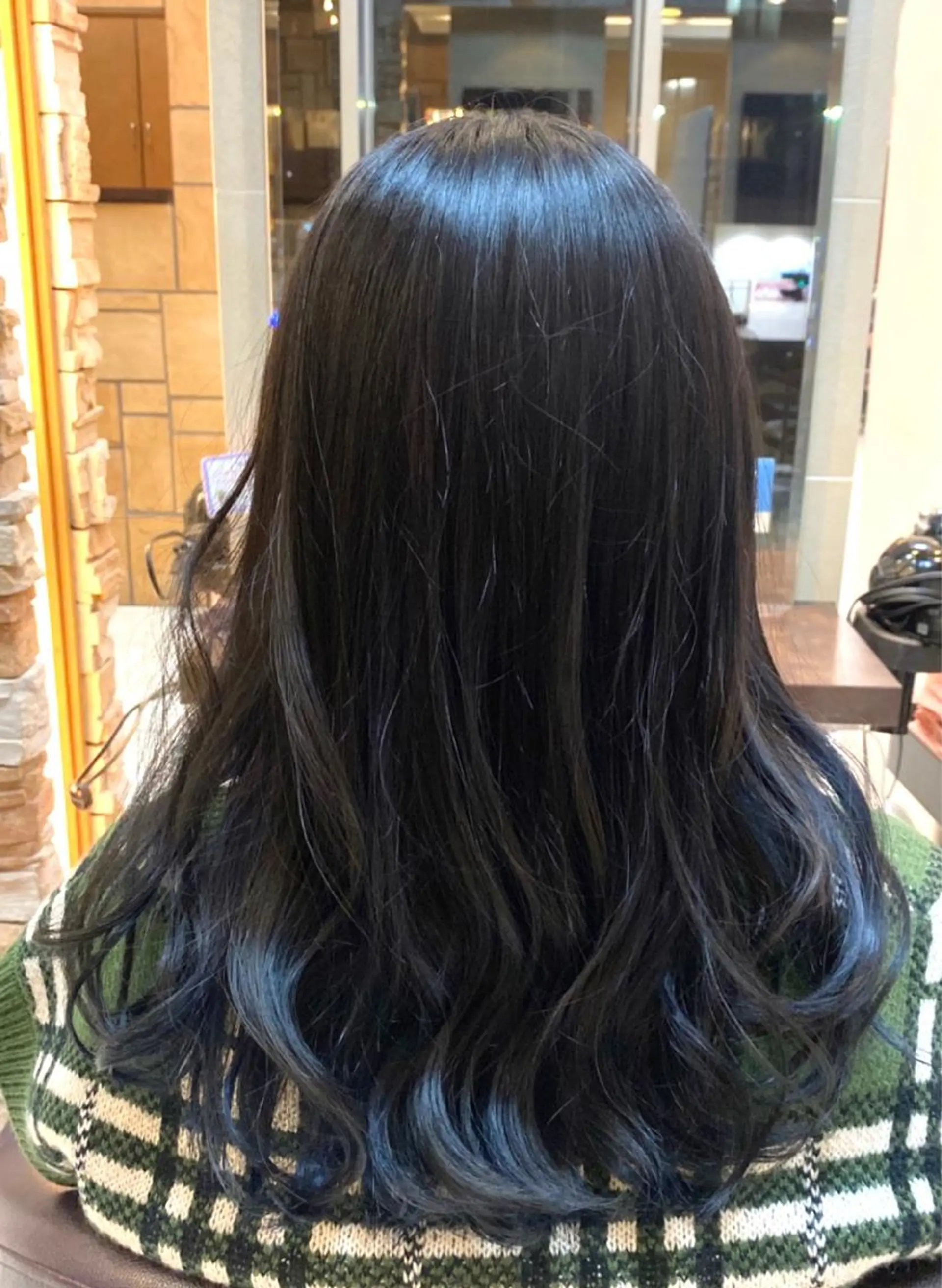ロング カラー 黒髪 ブルーカラー ブルーブラック 🐰ツヤ感カラー🐰 ななこのヘアスタイル