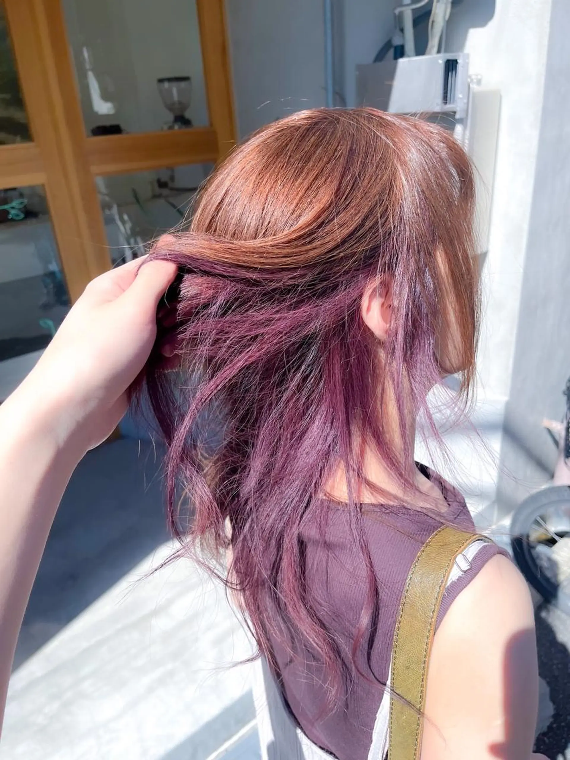 セミロング カラー FERIA fam 北千里 杉本 蓮のヘアスタイル