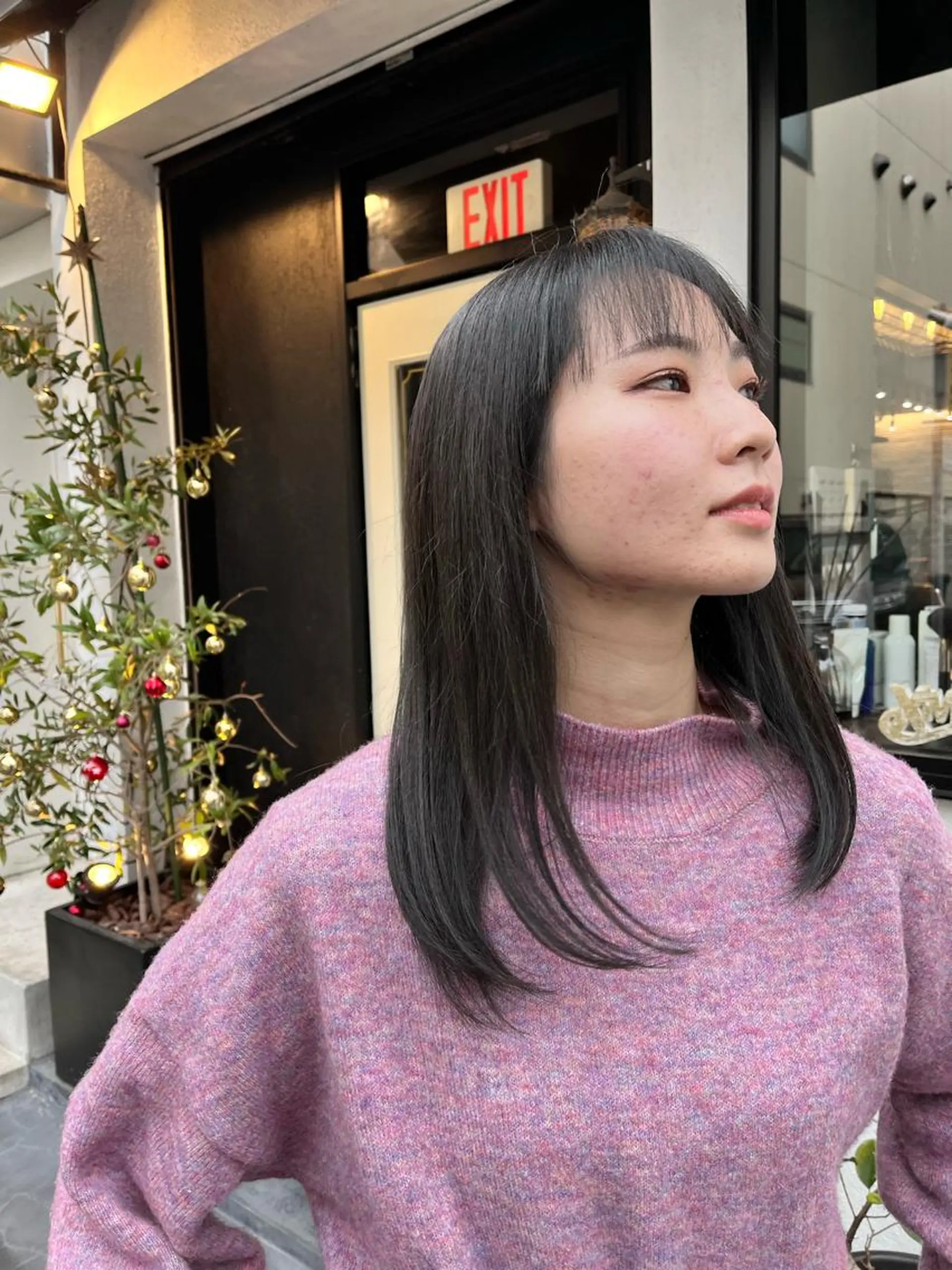 セミロング カラー グレージュ カット トリートメント SALOWIN神戸三宮店所属・【美髪を叶える】中谷 彰宏（アキ)のヘアスタイル