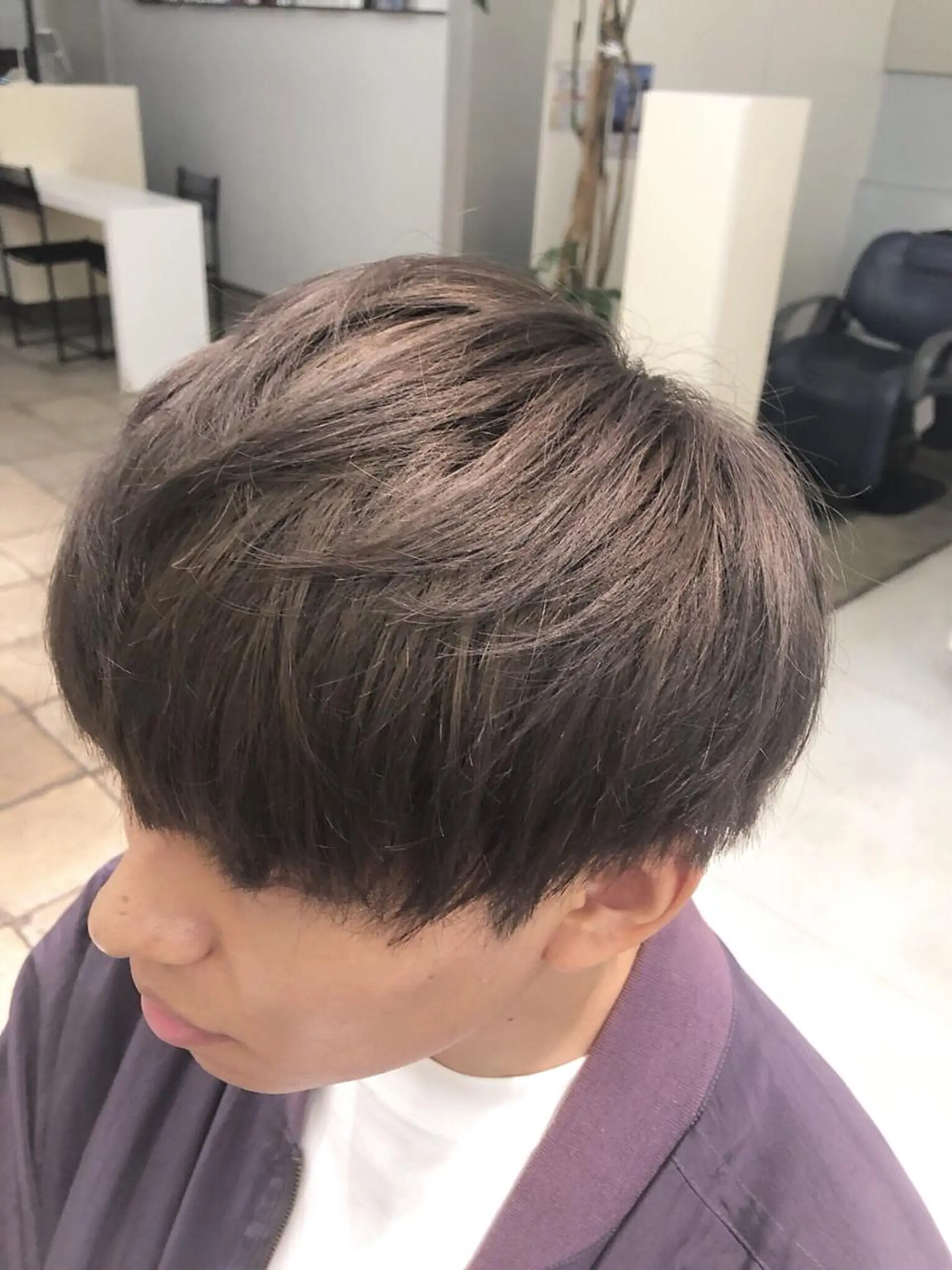 カラー メンズ グレージュ カット ヘアカラー トリートメント 尾島 光季のヘアスタイル