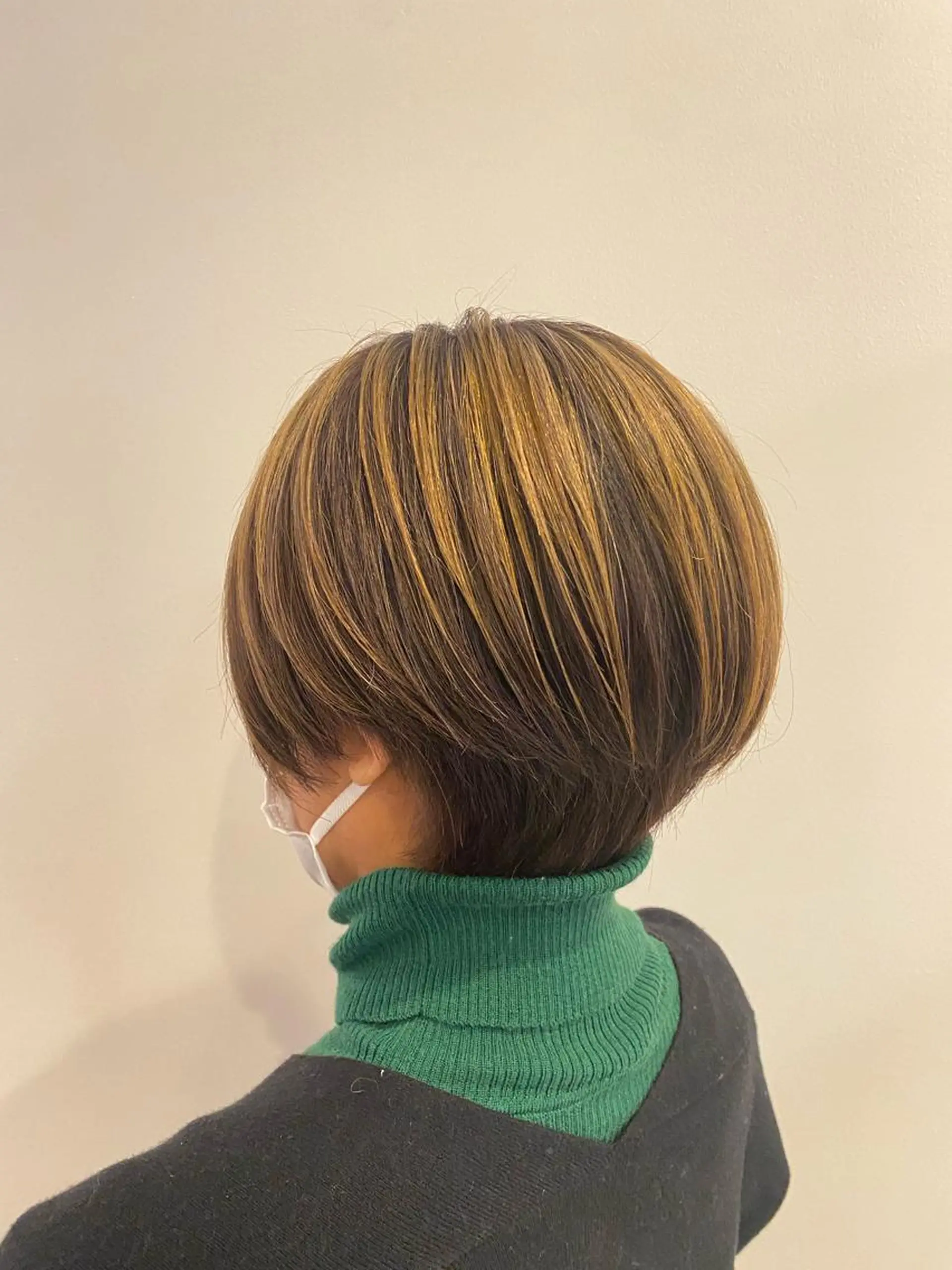 ショート カラー ショートボブ バレイヤージュ ボブ レイヤーカット ショートヘア カット ヘアカラー トリートメント ショート、メンズ 一日1名限定枠⚡️のヘアスタイル