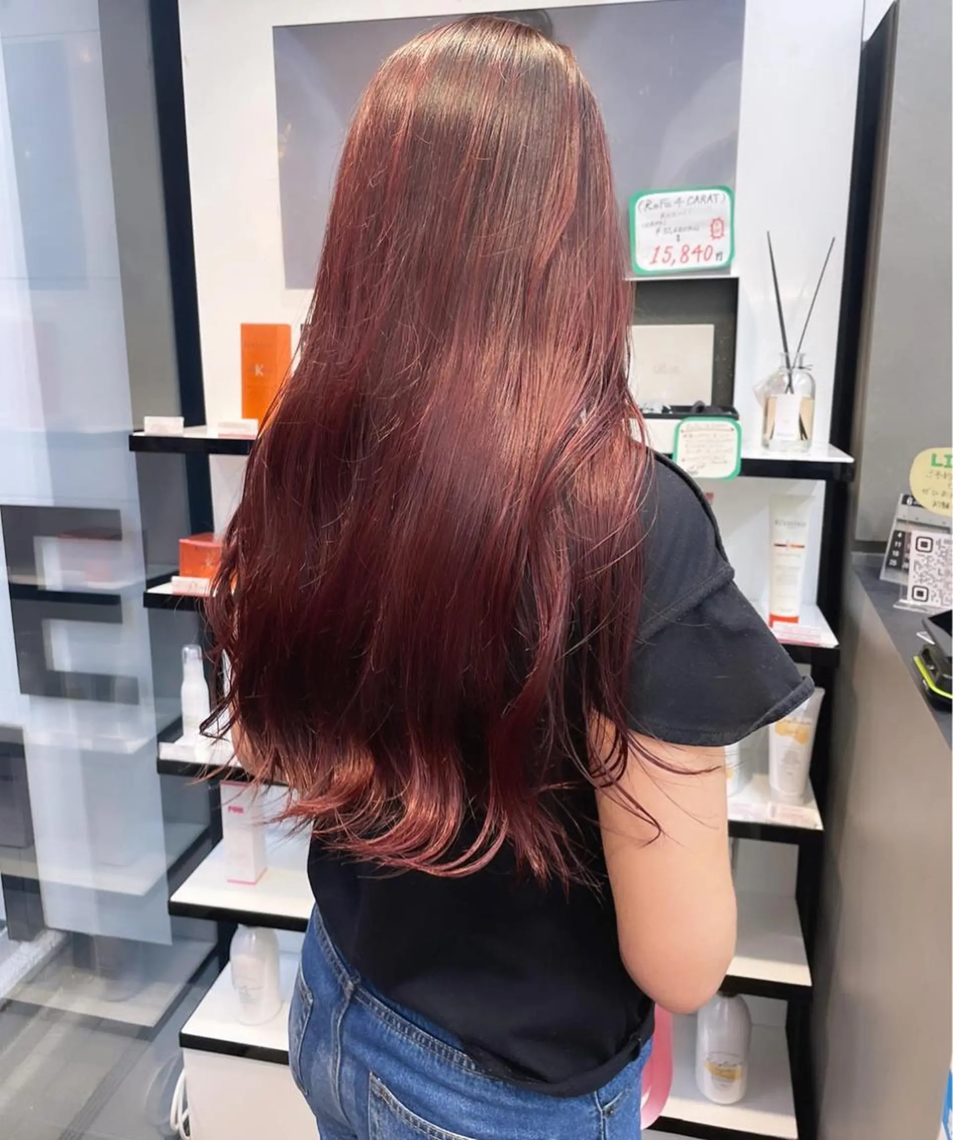 ロング カラー ヘアアレンジ ピンクカラー ロング カット ヘアカラー トリートメント mika｜寒色カラー ｜ブリーチカラーのヘアスタイル