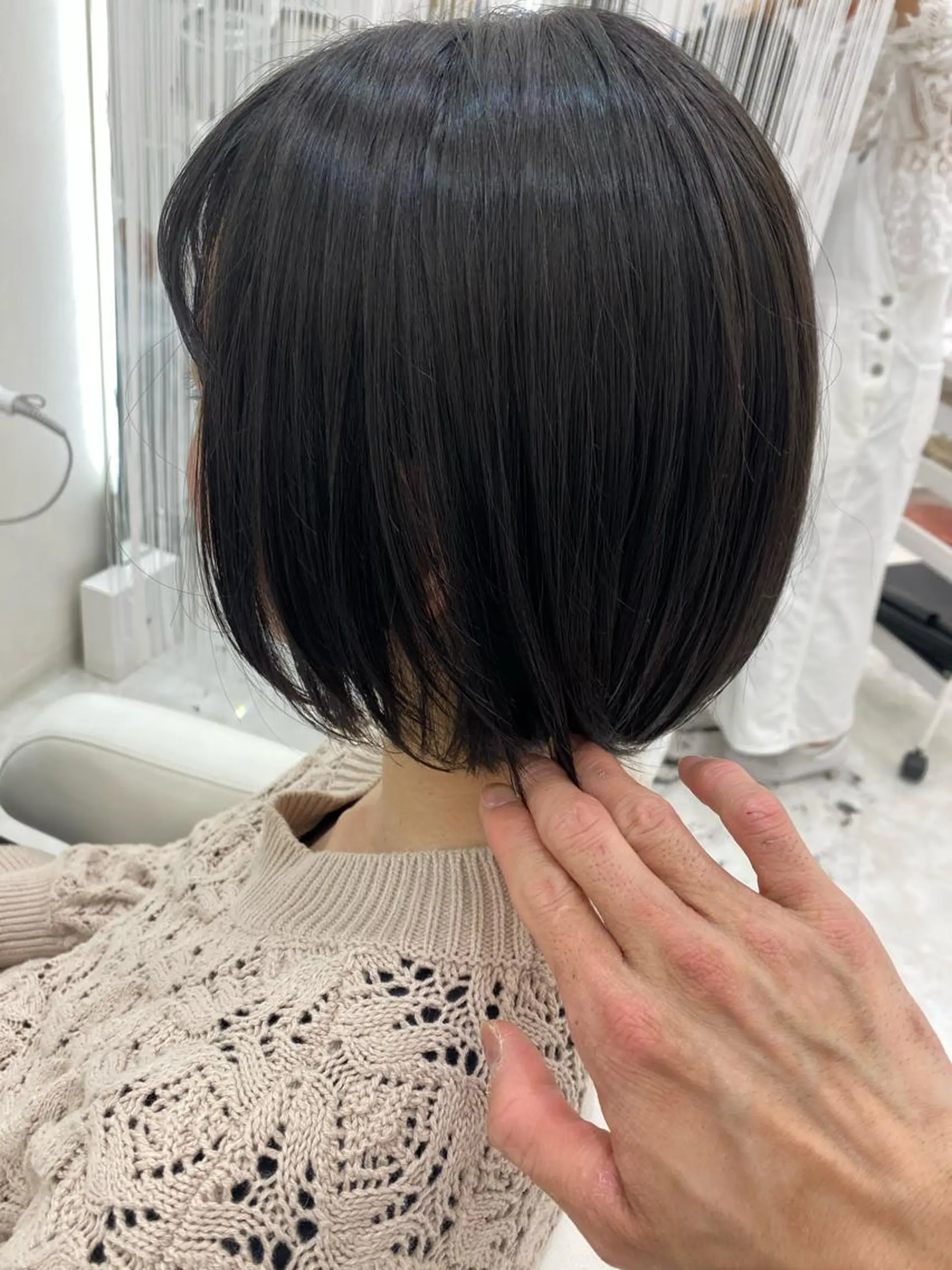 ショート カラー 透明感カラー ダークグレー ダークグレージュ グレージュ ボブ hair Freak所属・佐藤 祥太のヘアスタイル