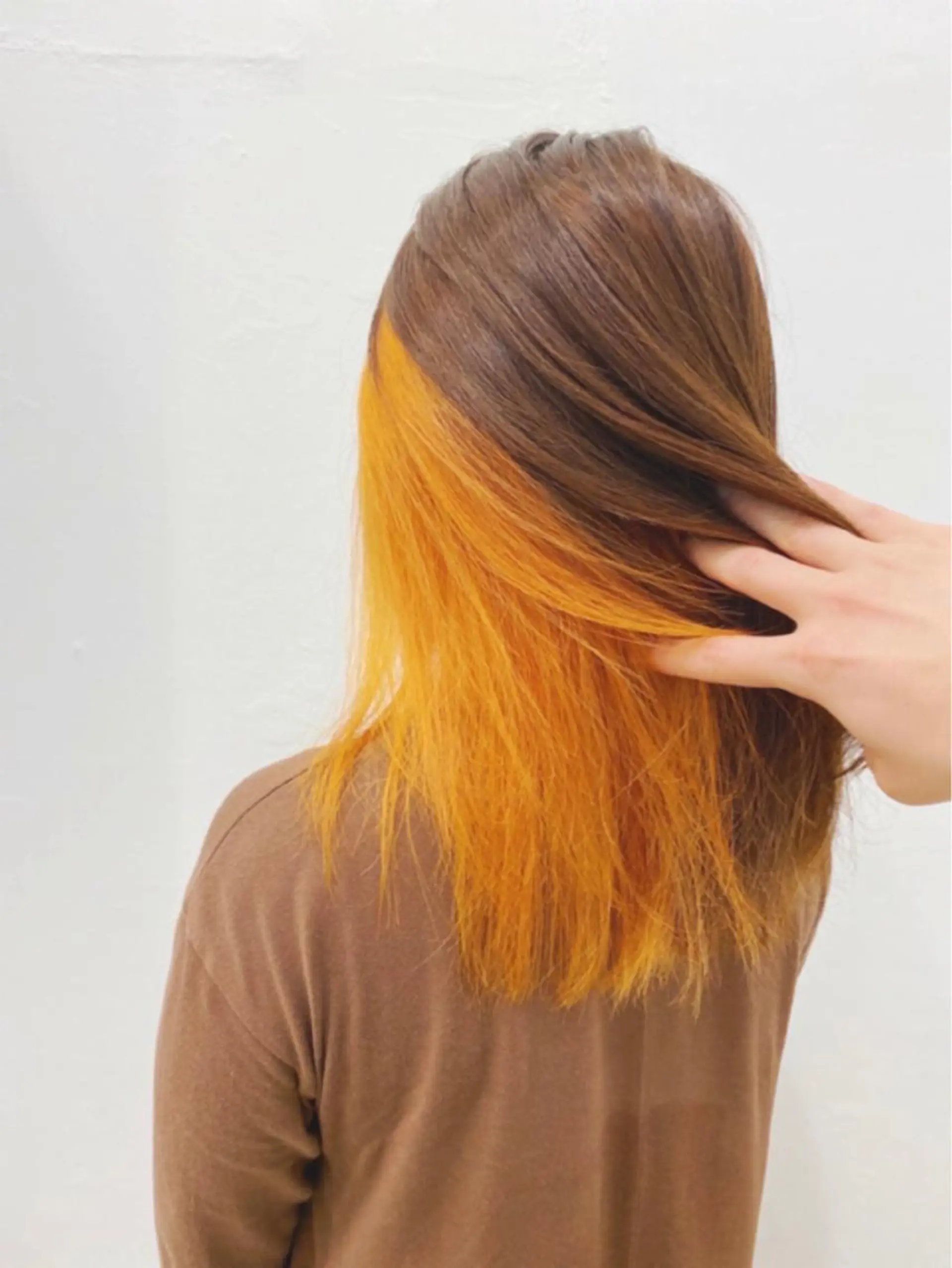 ロング 白髪ぼかしハイライト 白髪ぼかしカラー中澤のヘアスタイル
