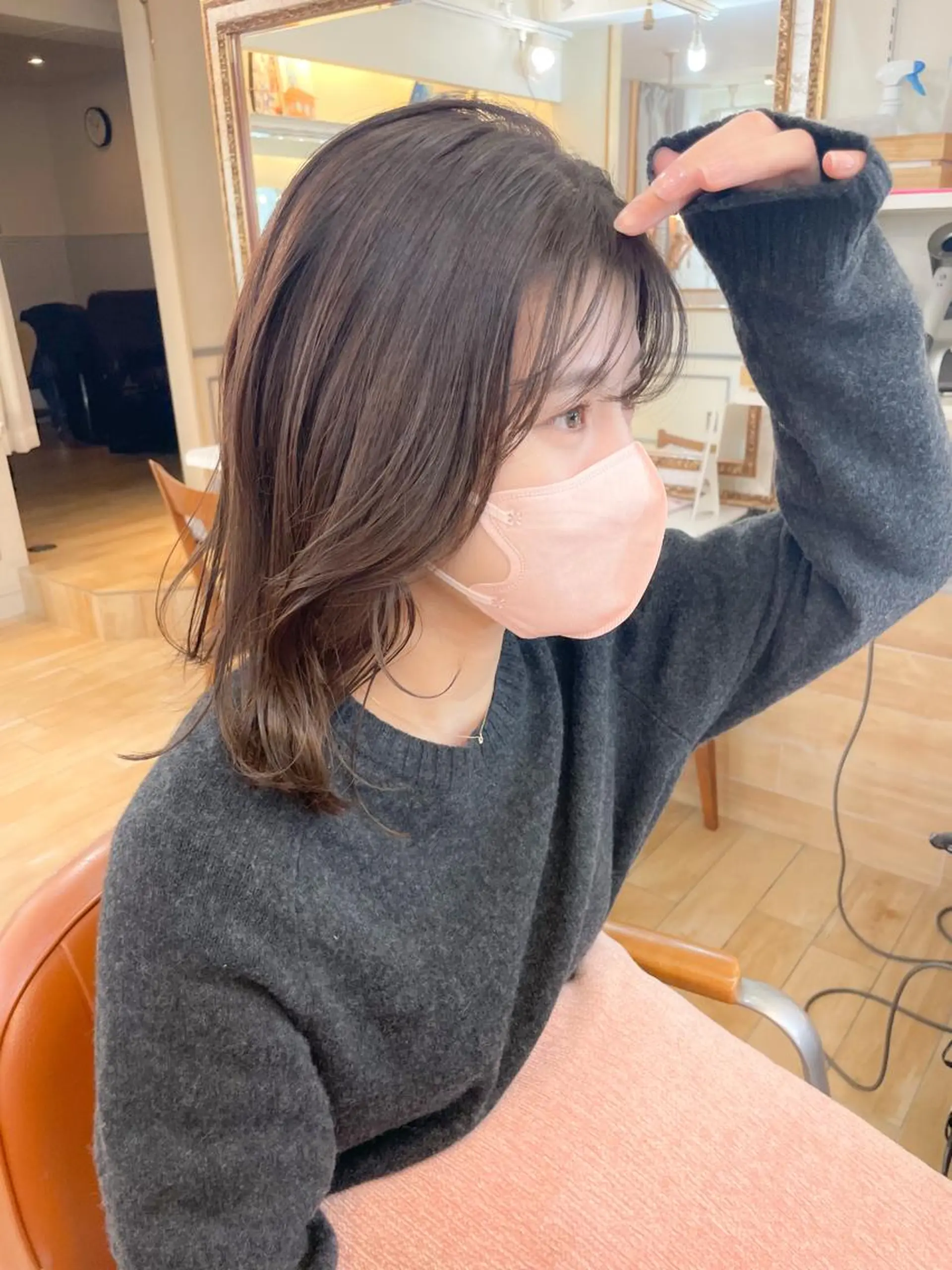 ミディアム カラー ベージュカラー 透明感カラー 韓国風ヘア レイヤーカット カット ヘアカラー ✨カラー支持No.1 🧸ワキ カナコ🧸のヘアスタイル