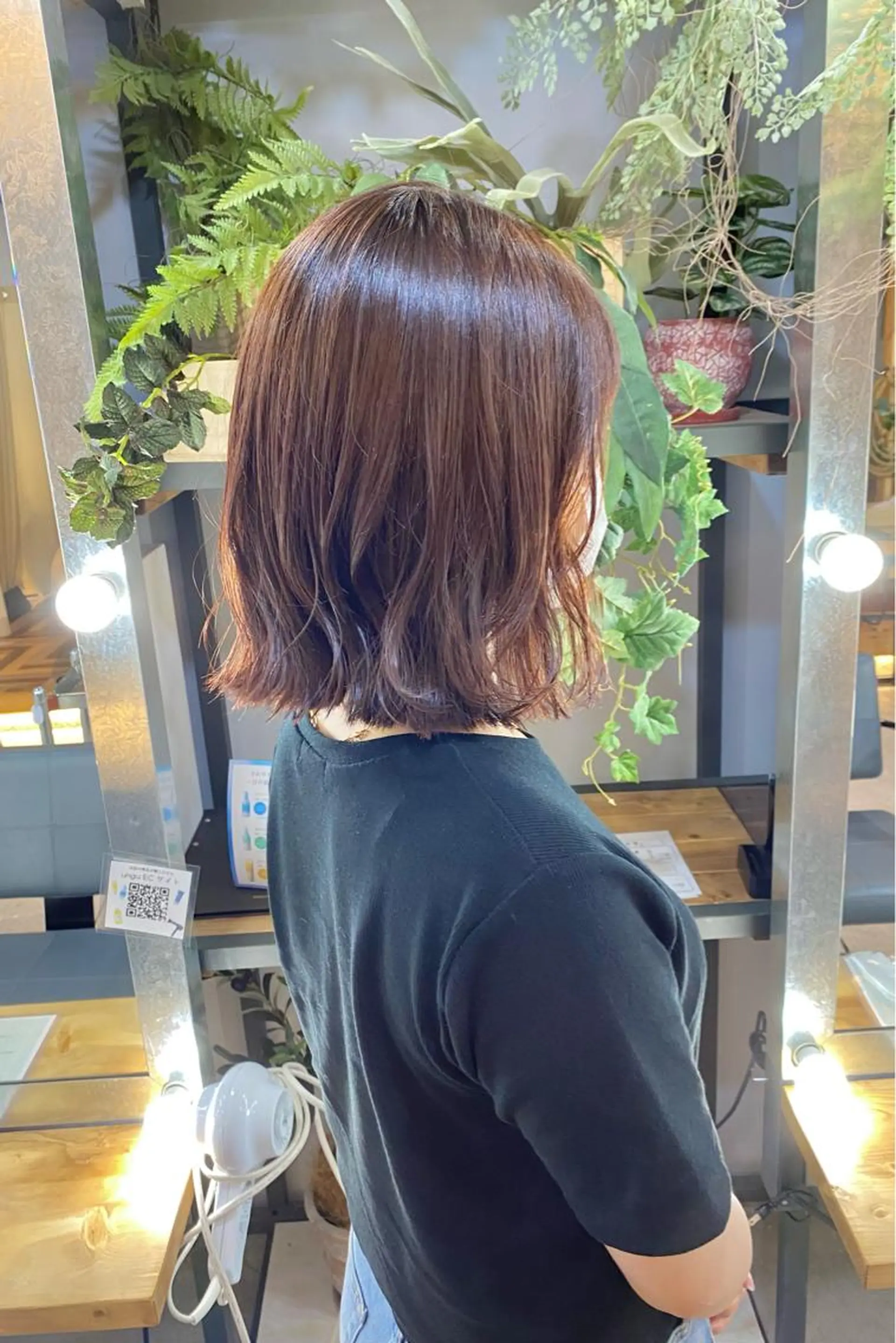 ミディアム カラー 菊地 紗矢のヘアスタイル