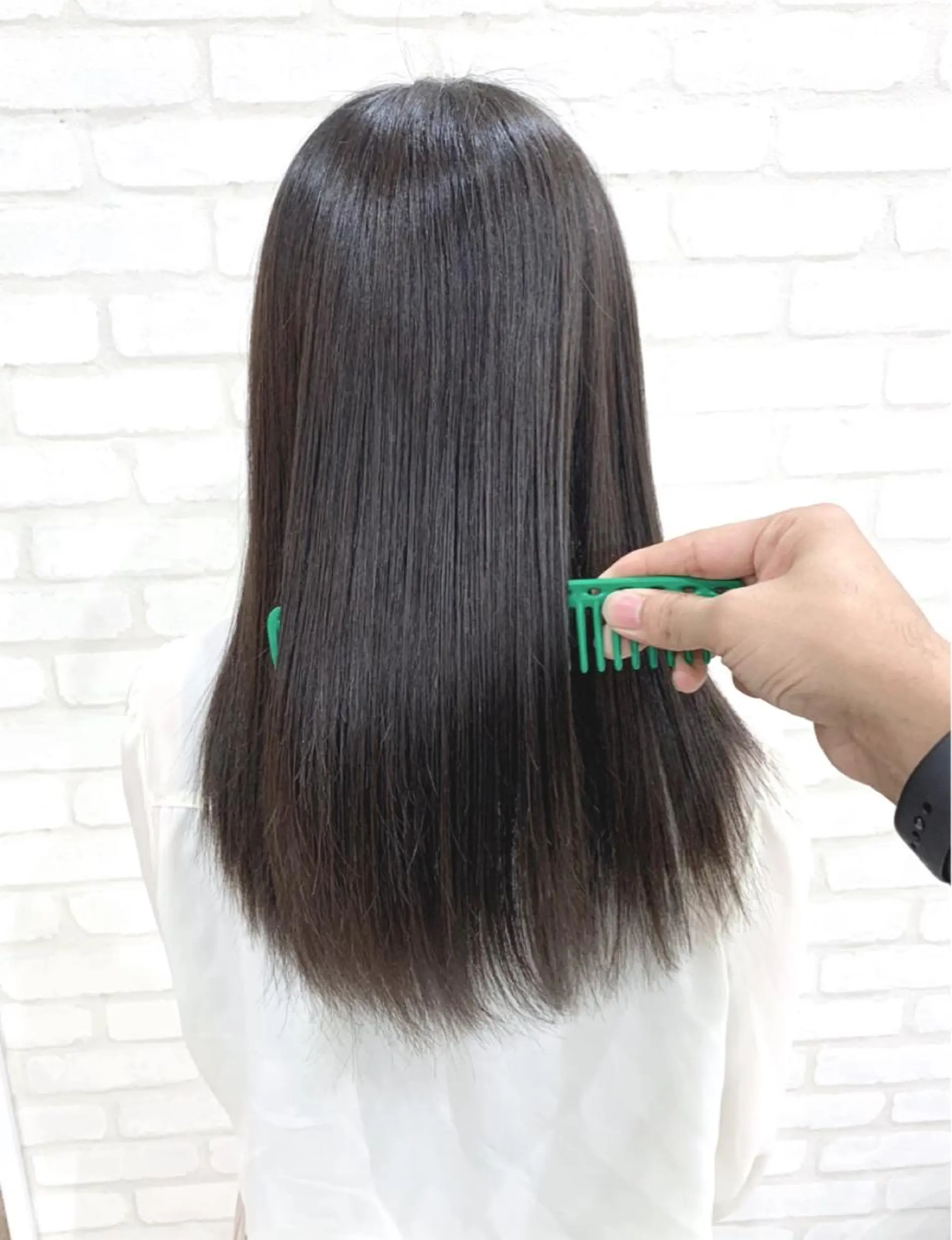 ロング カット トリートメント 髪質改善 貸切サロンのヘアスタイル
