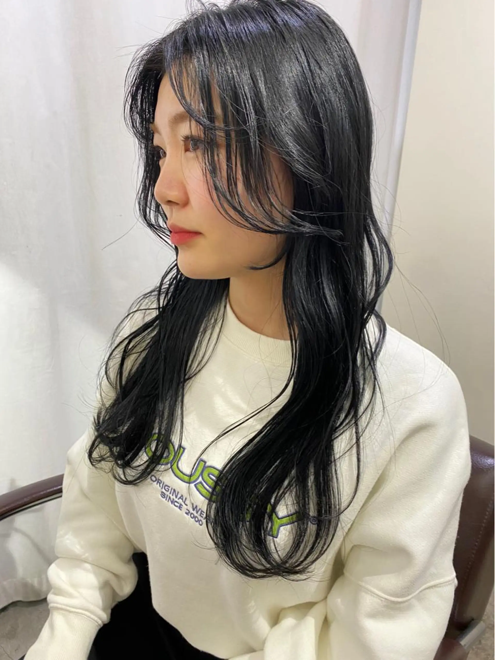 ロング 顔まわりレイヤー 顔周りカット レイヤーカット カット ヘアカラー トリートメント 艶髪💫透明感カラー 🕊まやのヘアスタイル