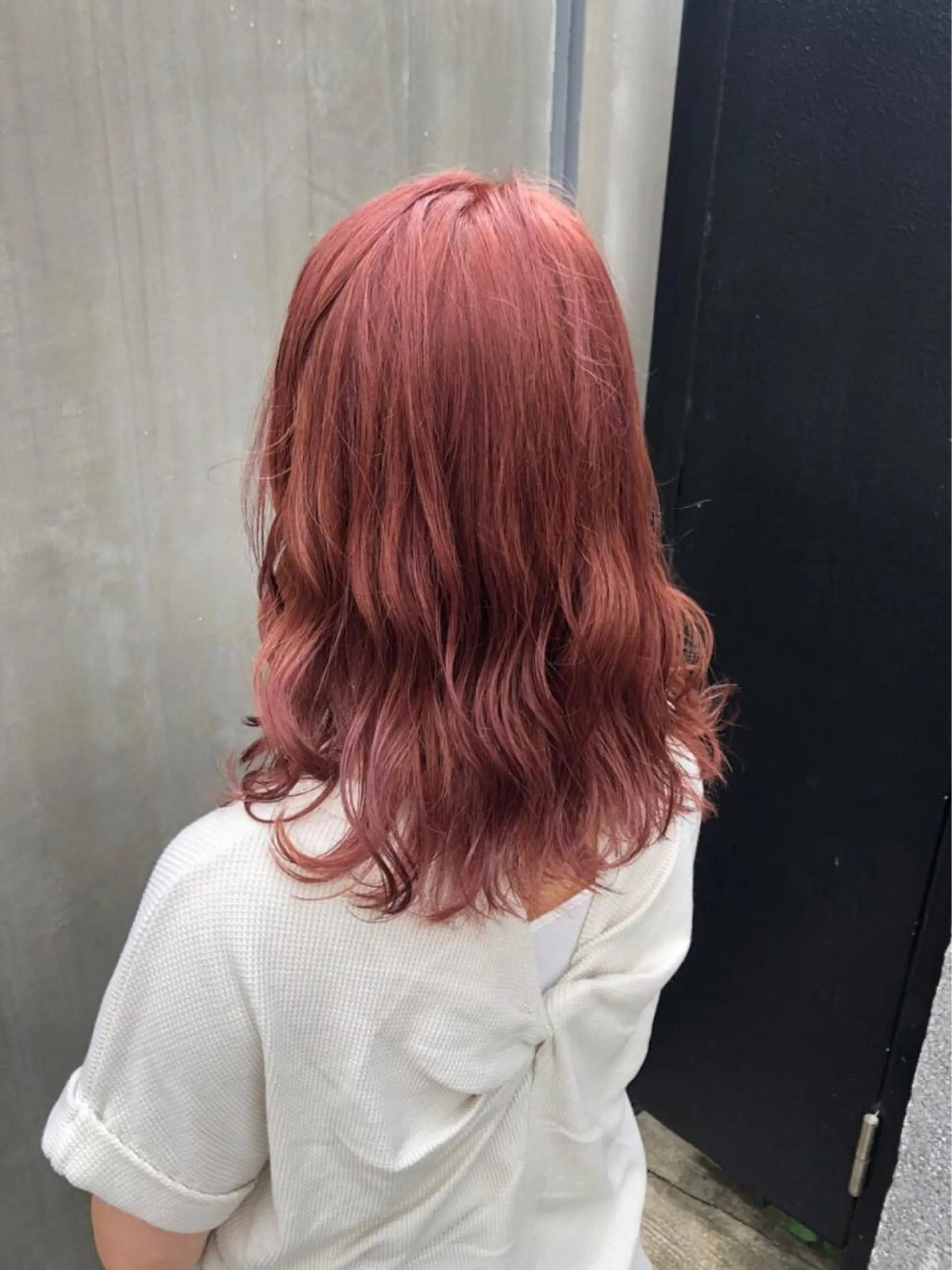 セミロング カラー ブリーチ ピンクカラー 赤み消し韓国ヘア レイヤー縮毛🤍渡邉のヘアスタイル