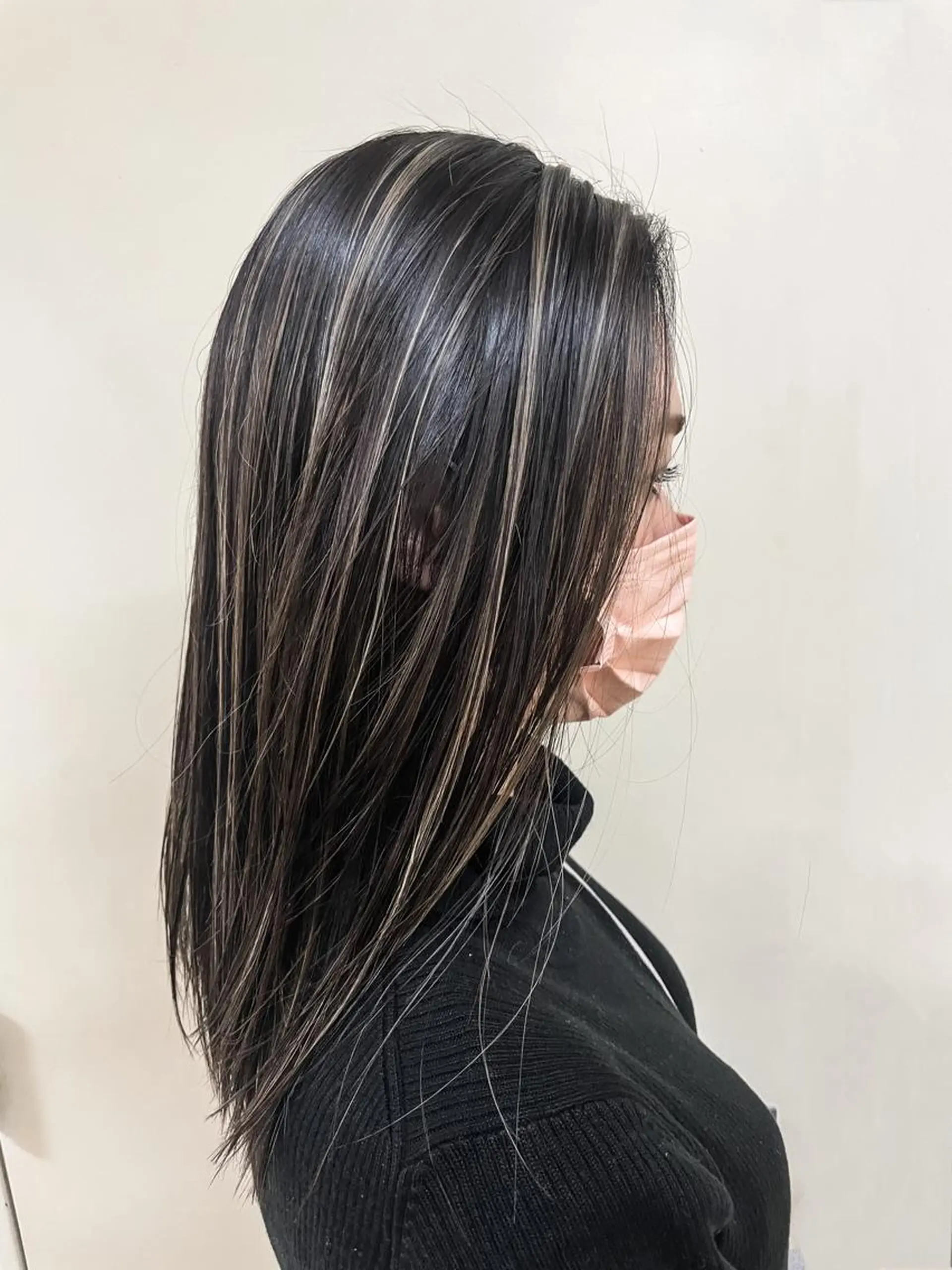 セミロング カラー アイジマヒロ vagueのヘアスタイル