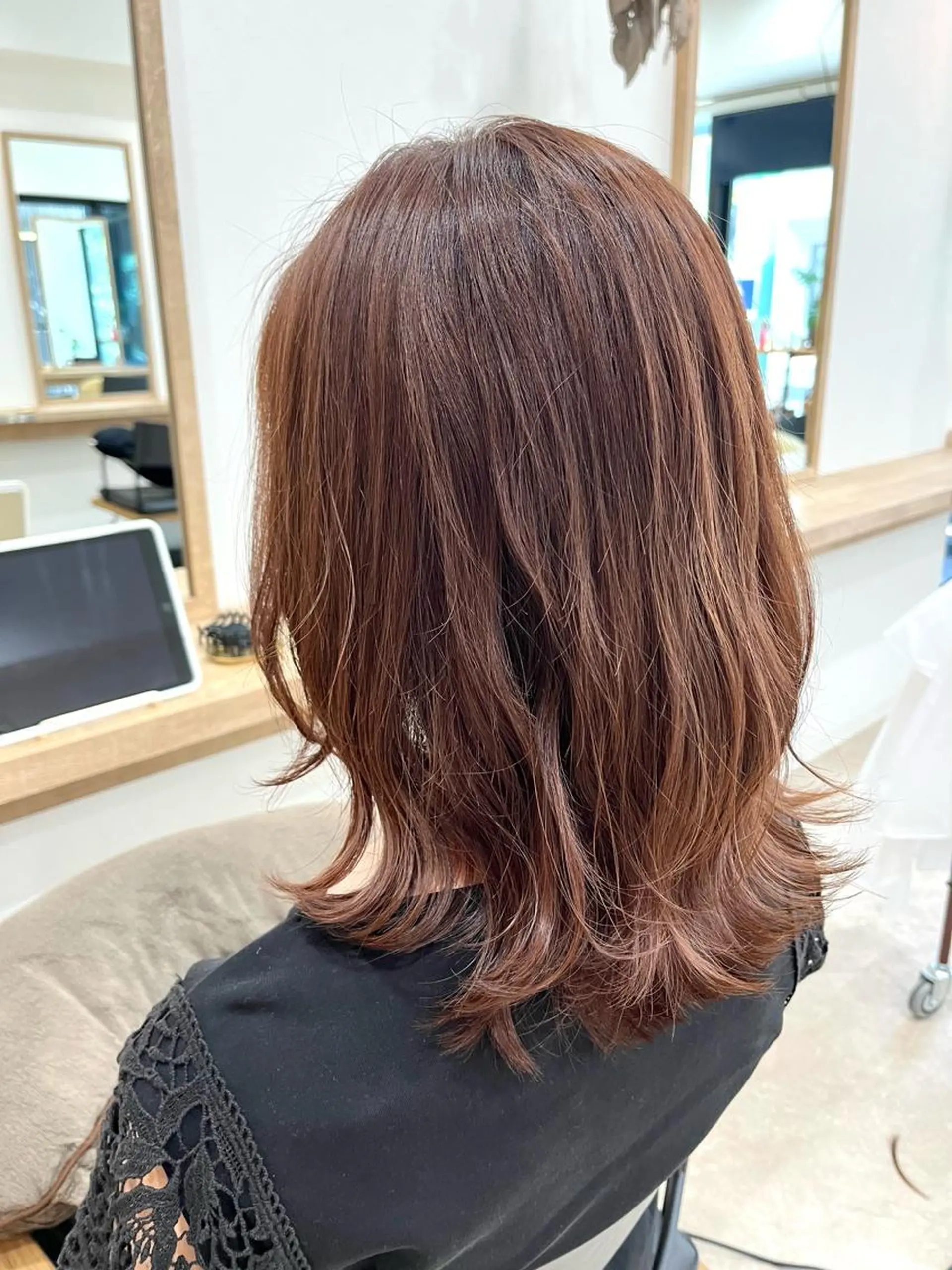 ミディアム カラー ベージュカラー ピンクカラー ピンクベージュ カット ヘアカラー entality所属・暖色ボブ 🍊rikakoのヘアスタイル