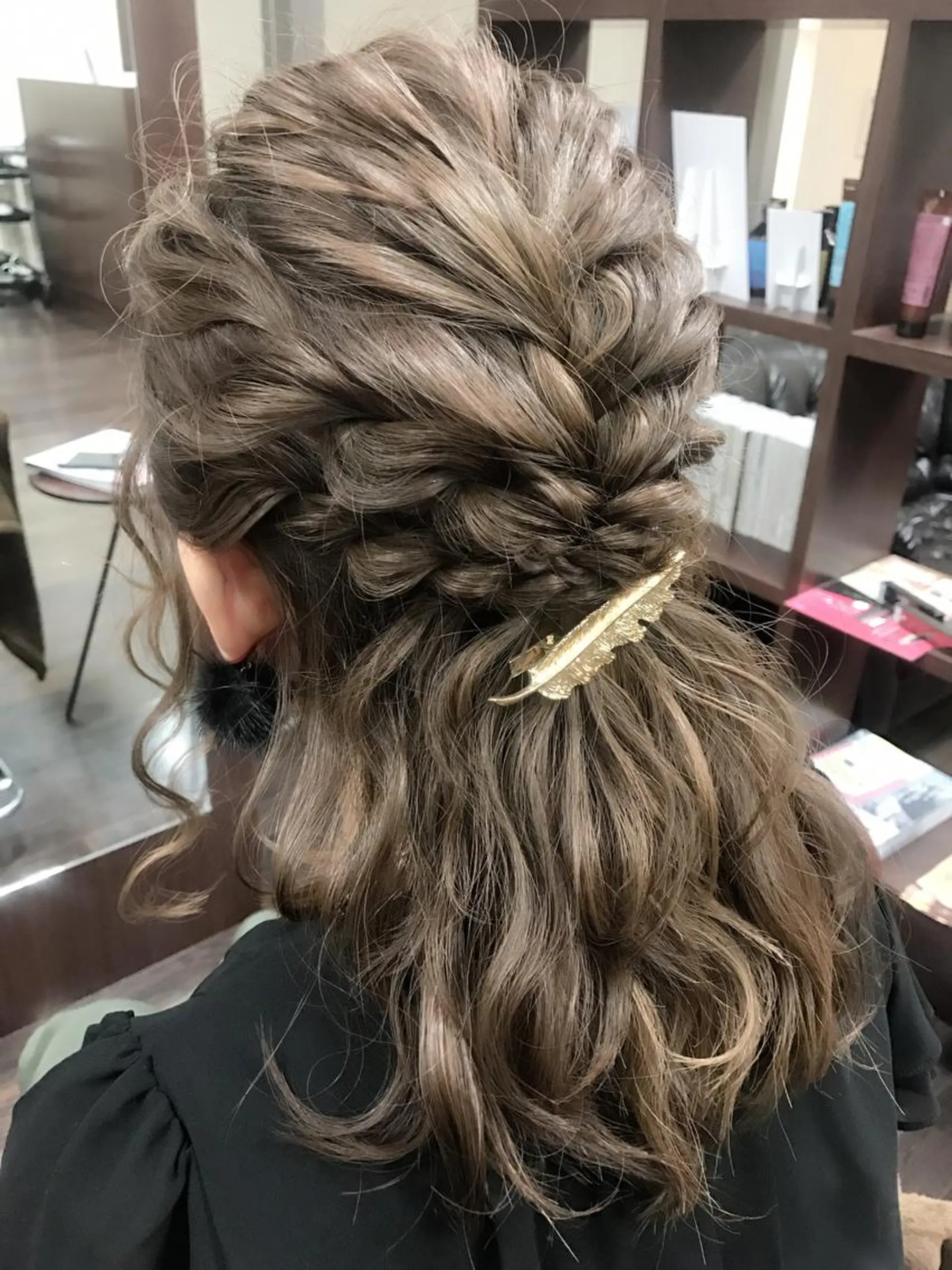 ミディアム セミロング ロング ヘアアレンジ 沢田 瞳のヘアスタイル