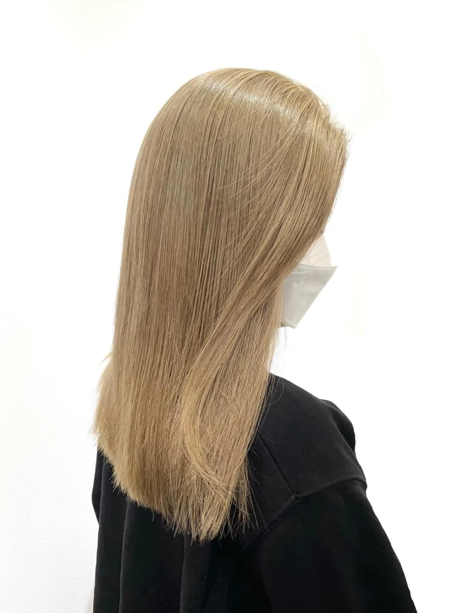 カラー ベージュカラー ハイトーンカラー ハイトーンベージュ ヘアカラー ハルカ ・のヘアスタイル