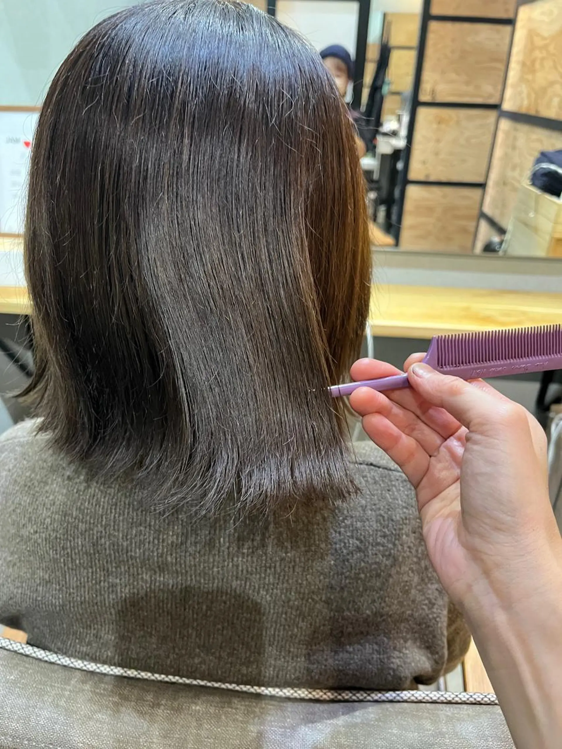 ミディアム カラー パーマ ヘアアレンジ メンズ キッズ ネイル アイブロウ メンズブリーチ メンズハイライト メンズインナーカラー メンズ韓国風 ブリーチ カット ヘアカラー トリートメント ヘッドスパ times salon名駅所属・久木原 ゆりのヘアスタイル