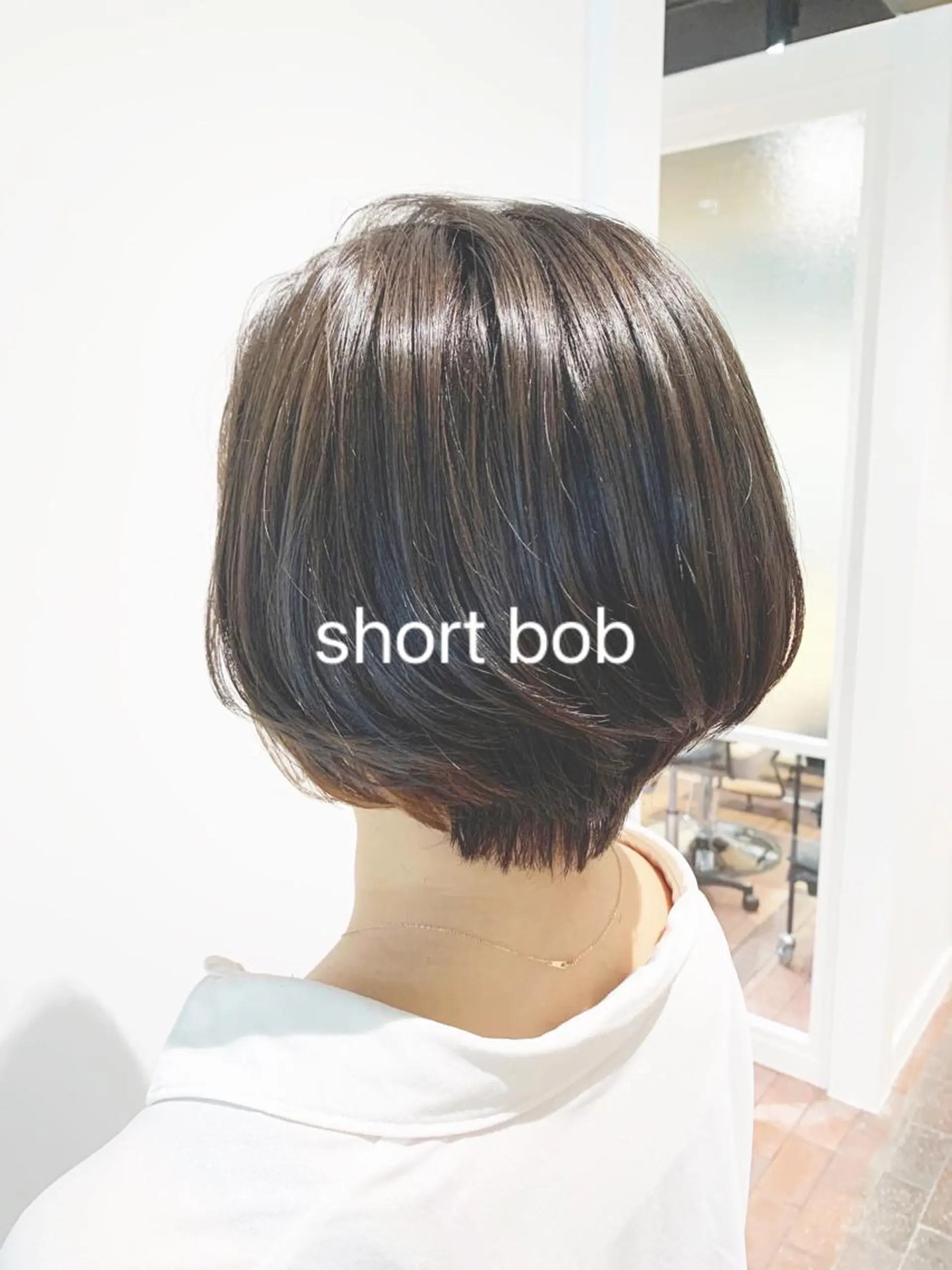 ショート カラー GO TODAY SHAiRE SALON 梅田店所属・柔らかくすみカラー ボブ/ショートのヘアスタイル