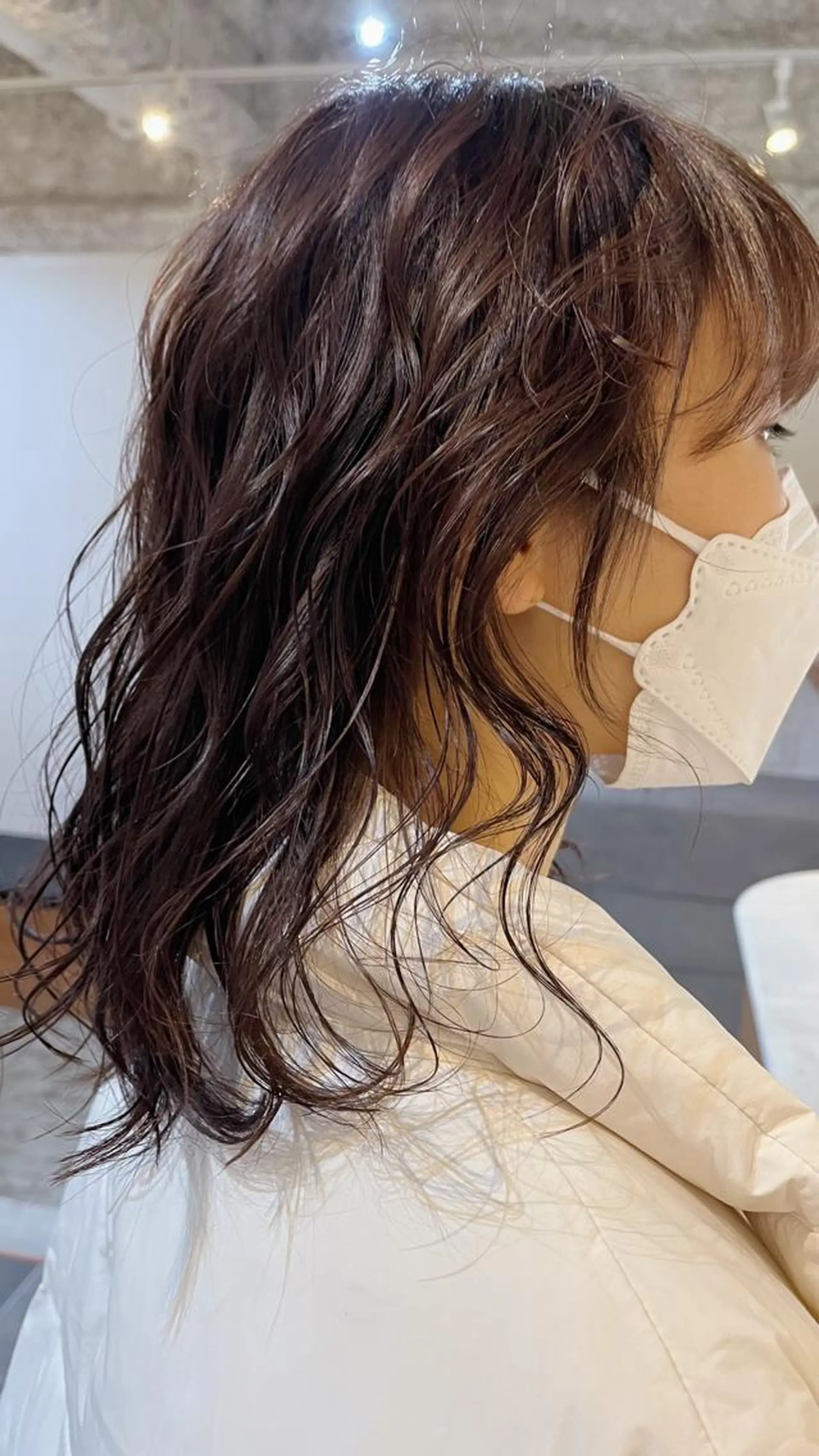 ミディアム KOCHAB 中村穂風のヘアスタイル