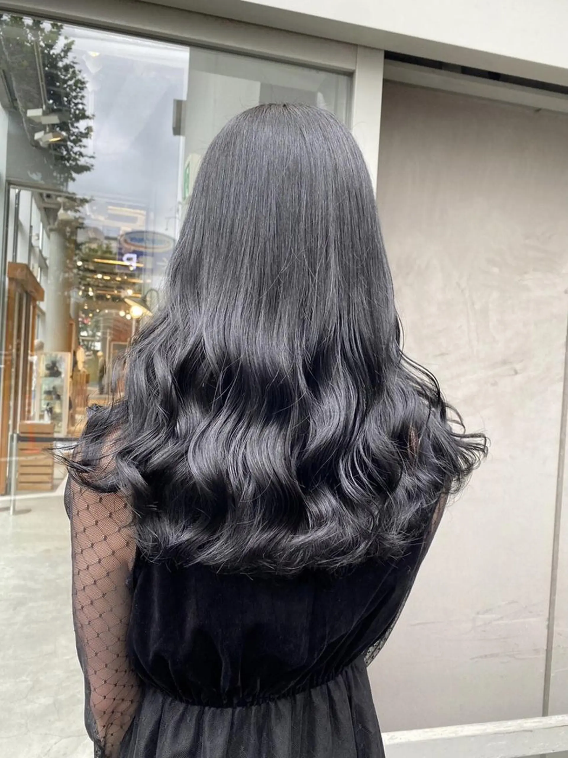 カラー 暗髪透明感カラー🖤 池袋SHE🖤のヘアスタイル