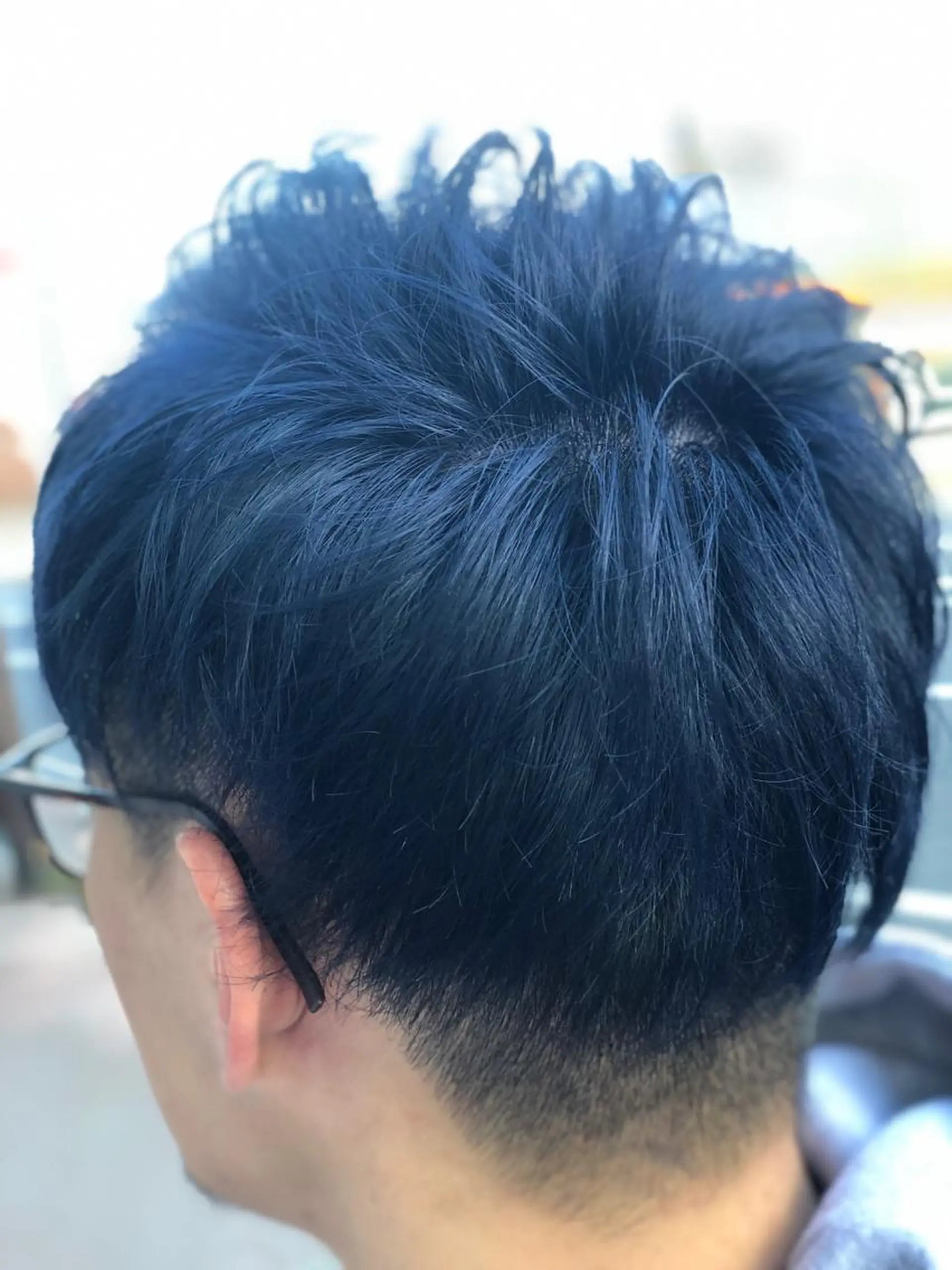 ショート カラー メンズ メンズブリーチ ブリーチ ネイビーカラー Hair  Design  One Charme所属・鳴海 悠のその他イメージ