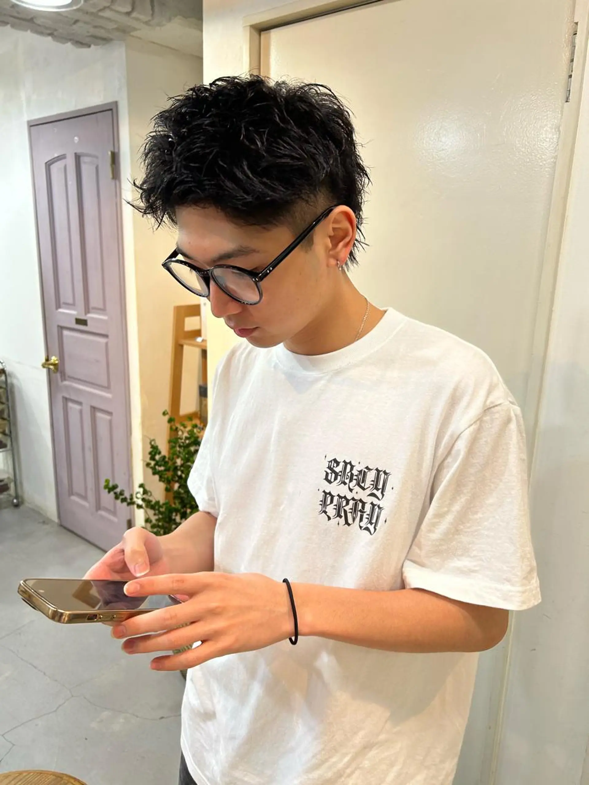 ショート メンズ メンズブリーチ メンズハイライト メンズインナーカラー メンズパーマ プードルパーマ カット charme所属・💈メンズ特化 /伊藤大輝💈のヘアスタイル