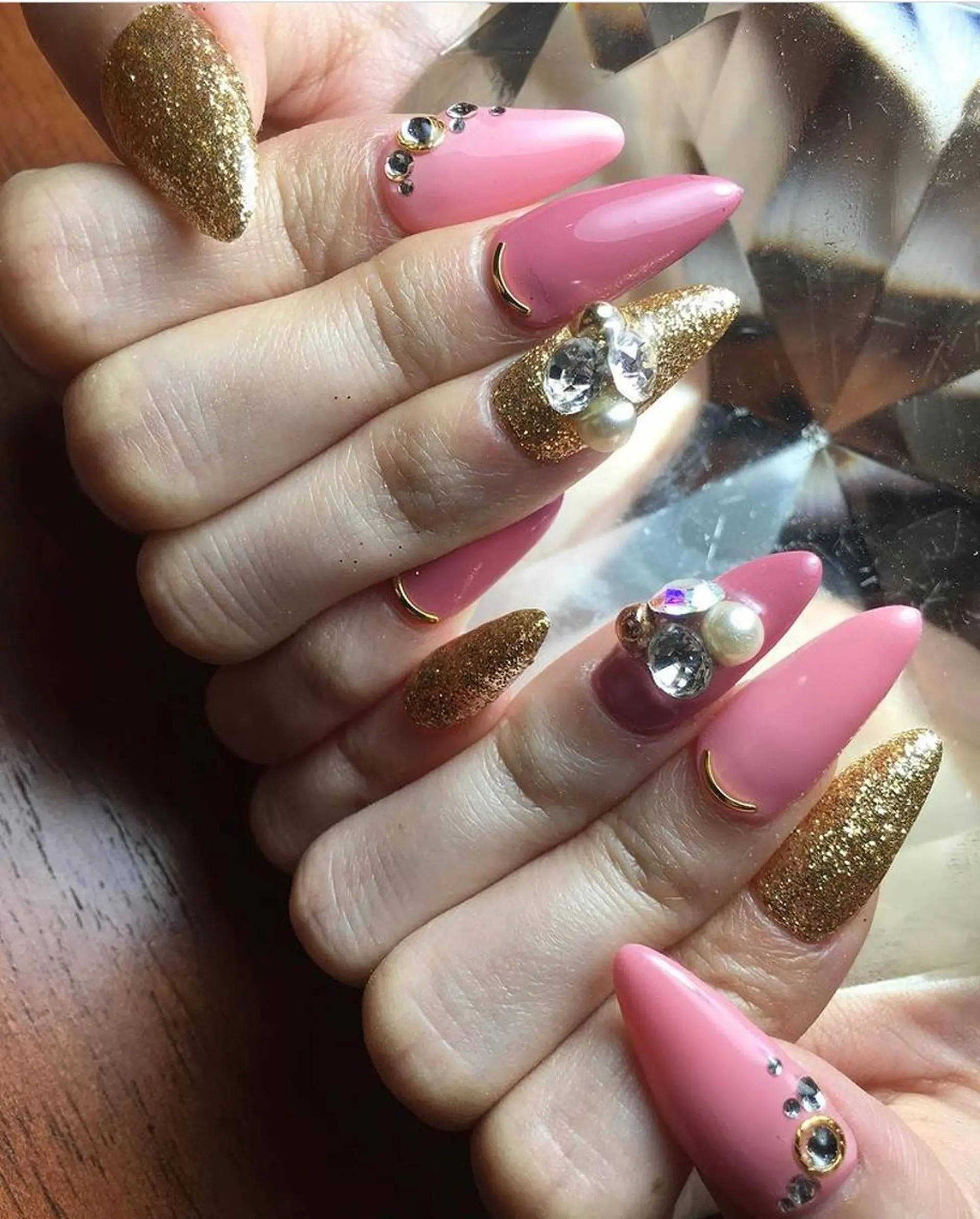 ネイル nailALBA 安蒜良彰のネイルデザイン
