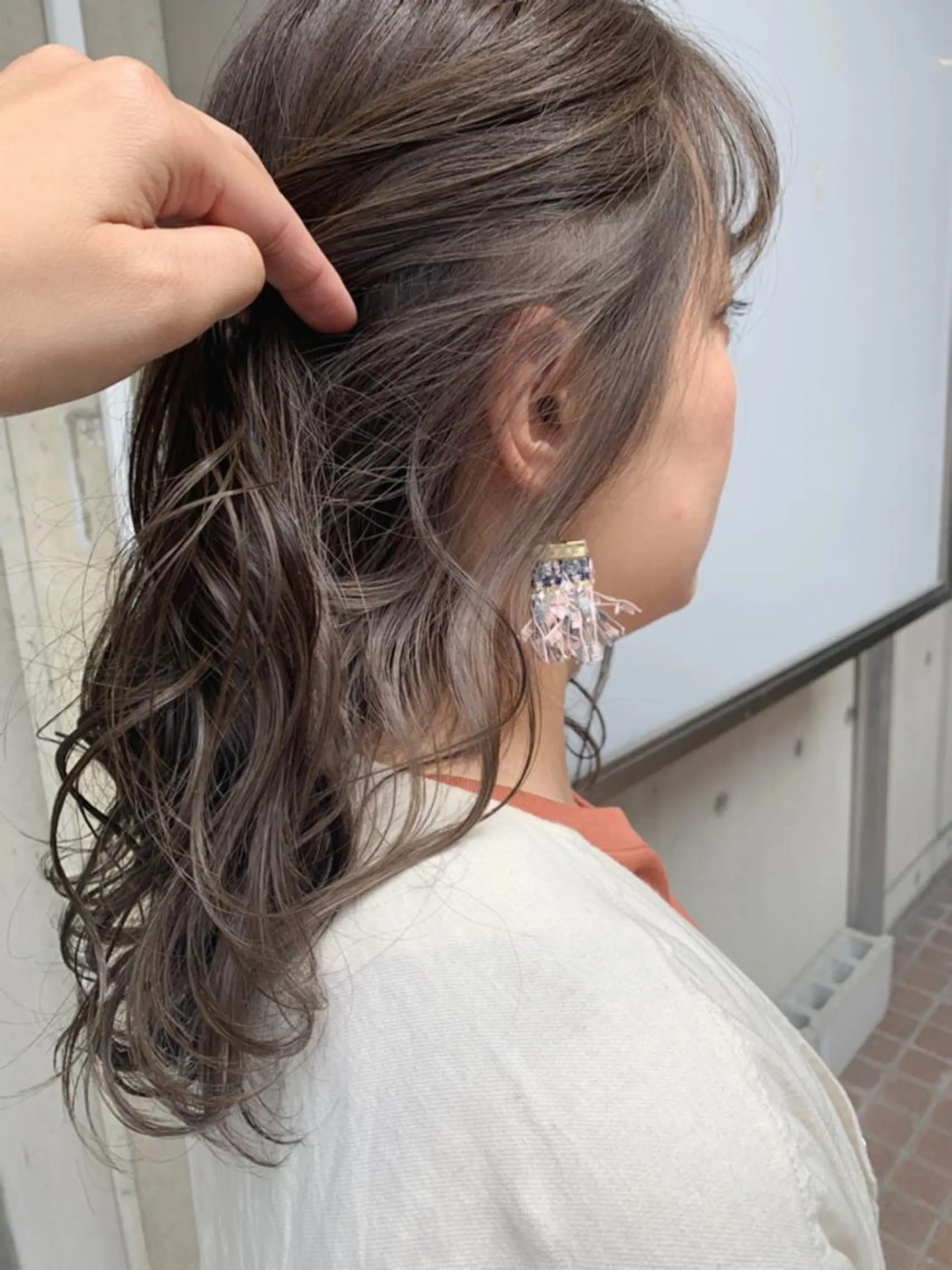 セミロング カラー グレージュ インナーカラー ヘアカラー theF___ yukoのヘアスタイル